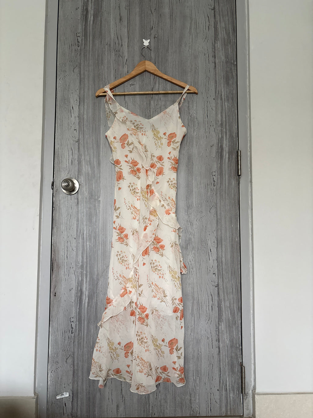 white floral euro dress (32-34inch)