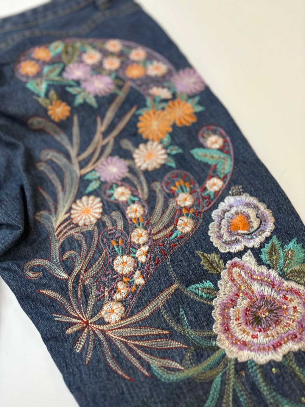flower patch work mid rise jeans (32inch)