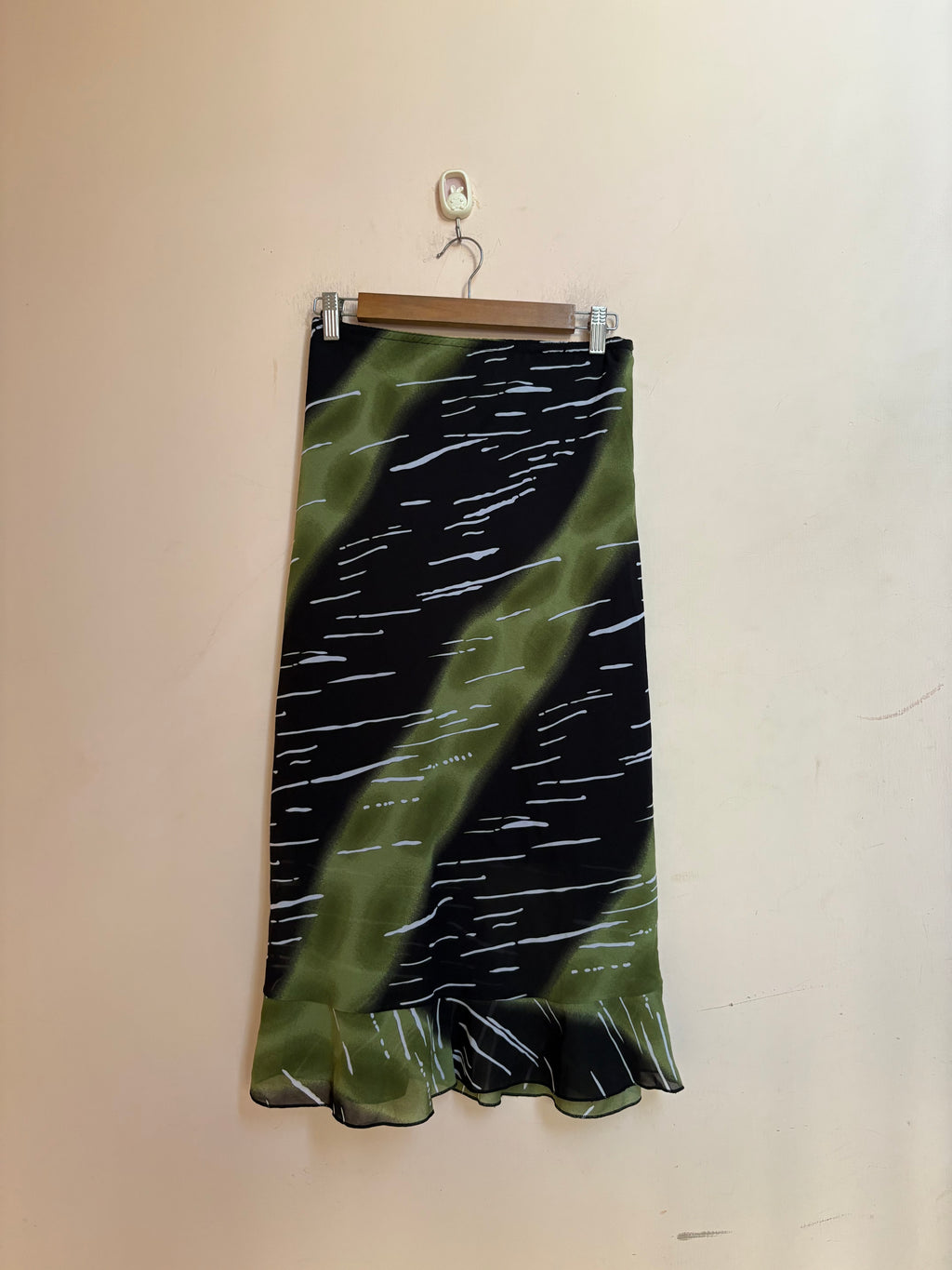 Green/black stripped skirt(34-48 inch)