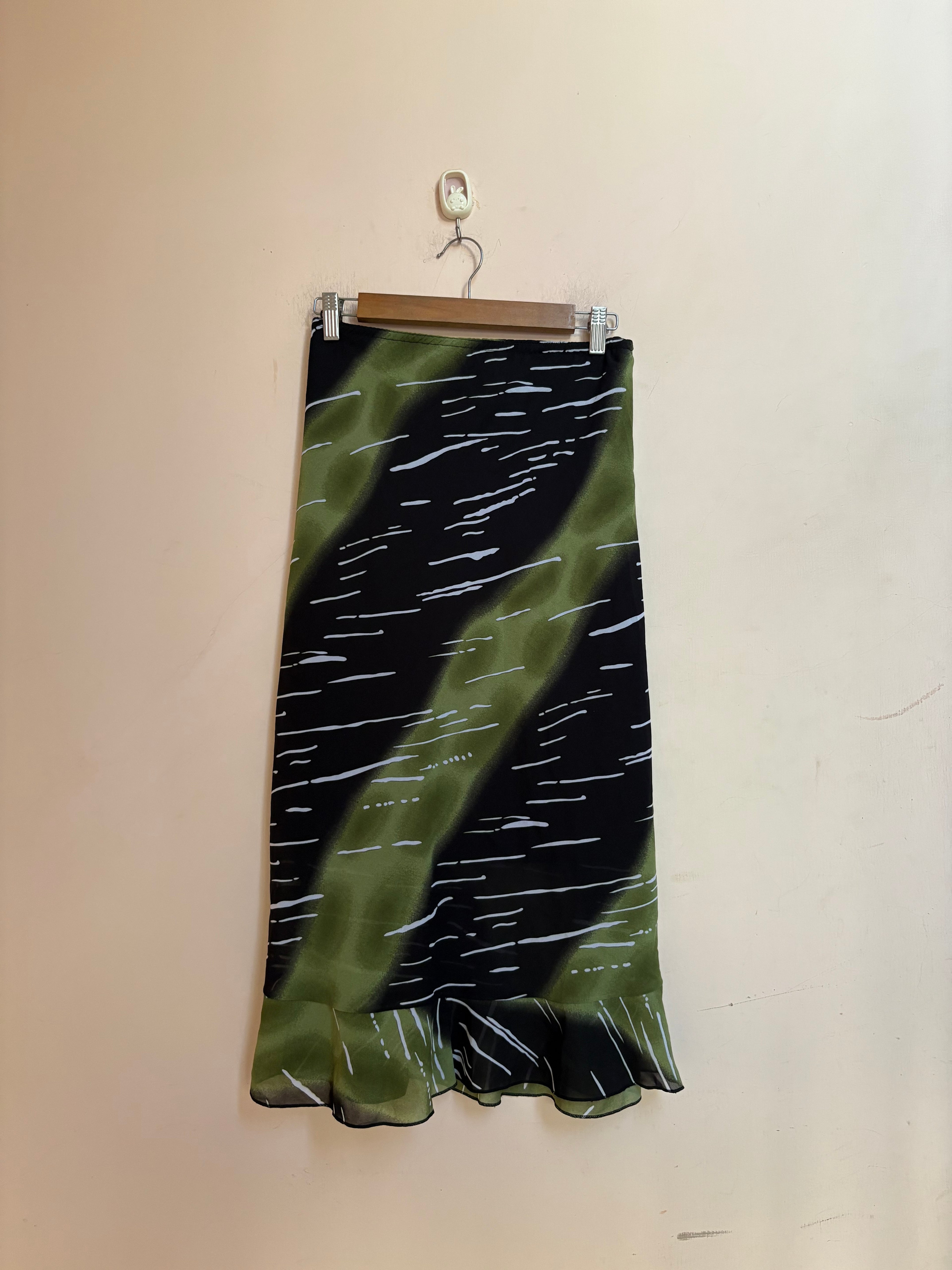 Green/black stripped skirt(34-48 inch)