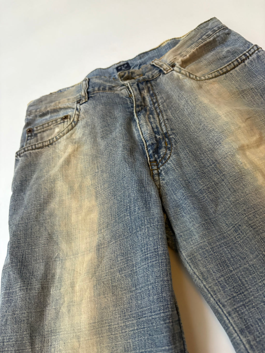 R F G low rise jeans(26 inch)