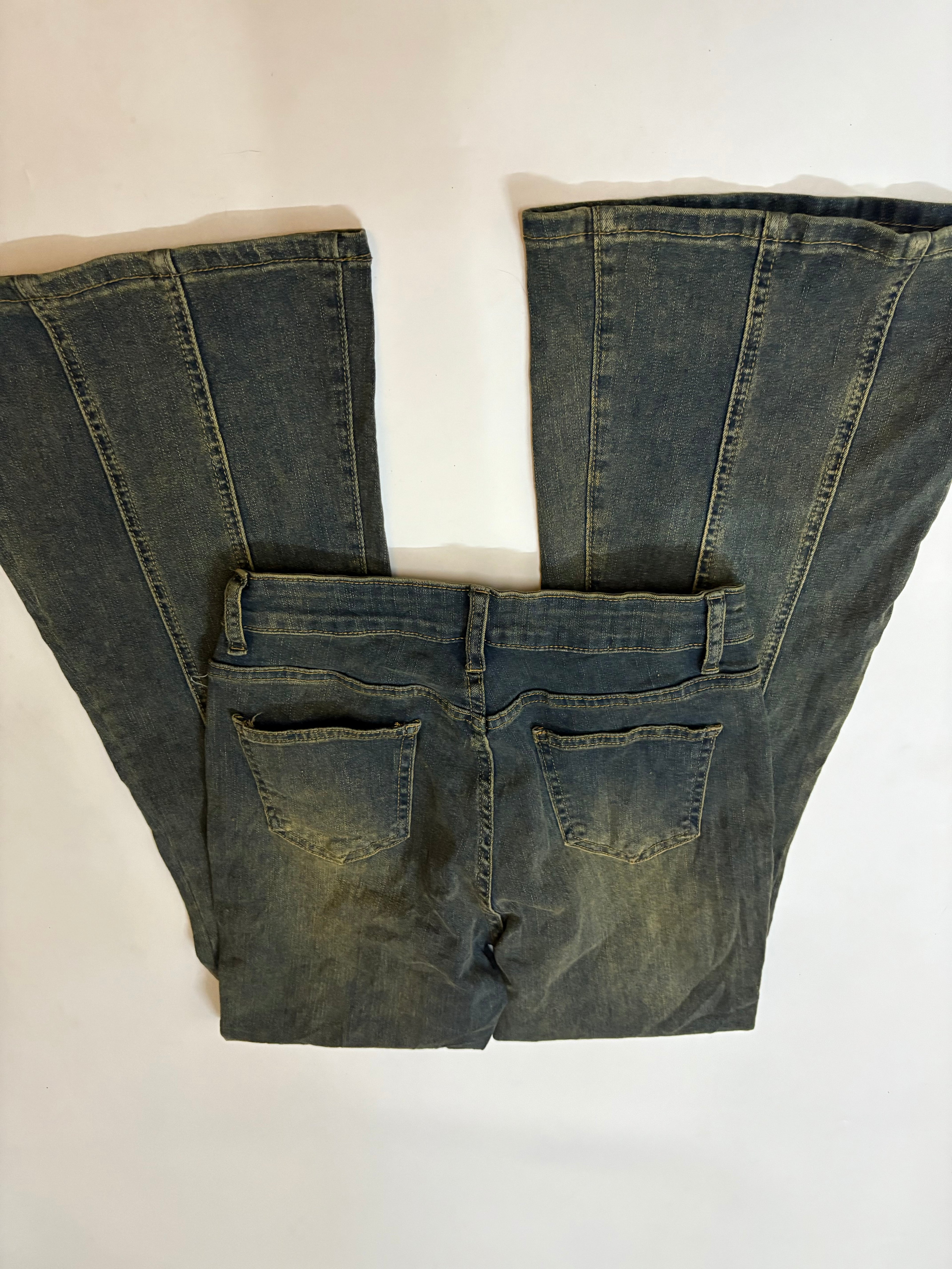 Stripped mid rise jeans(30 inch)