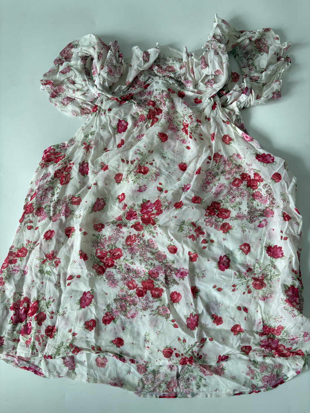 Off shoulder floral top(