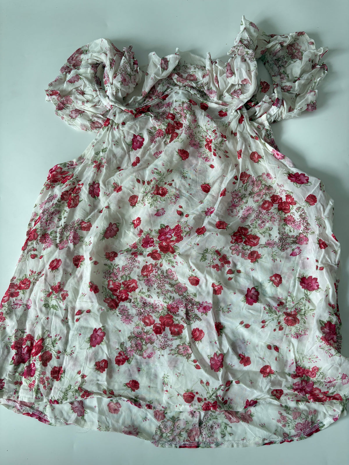 Off shoulder floral top(