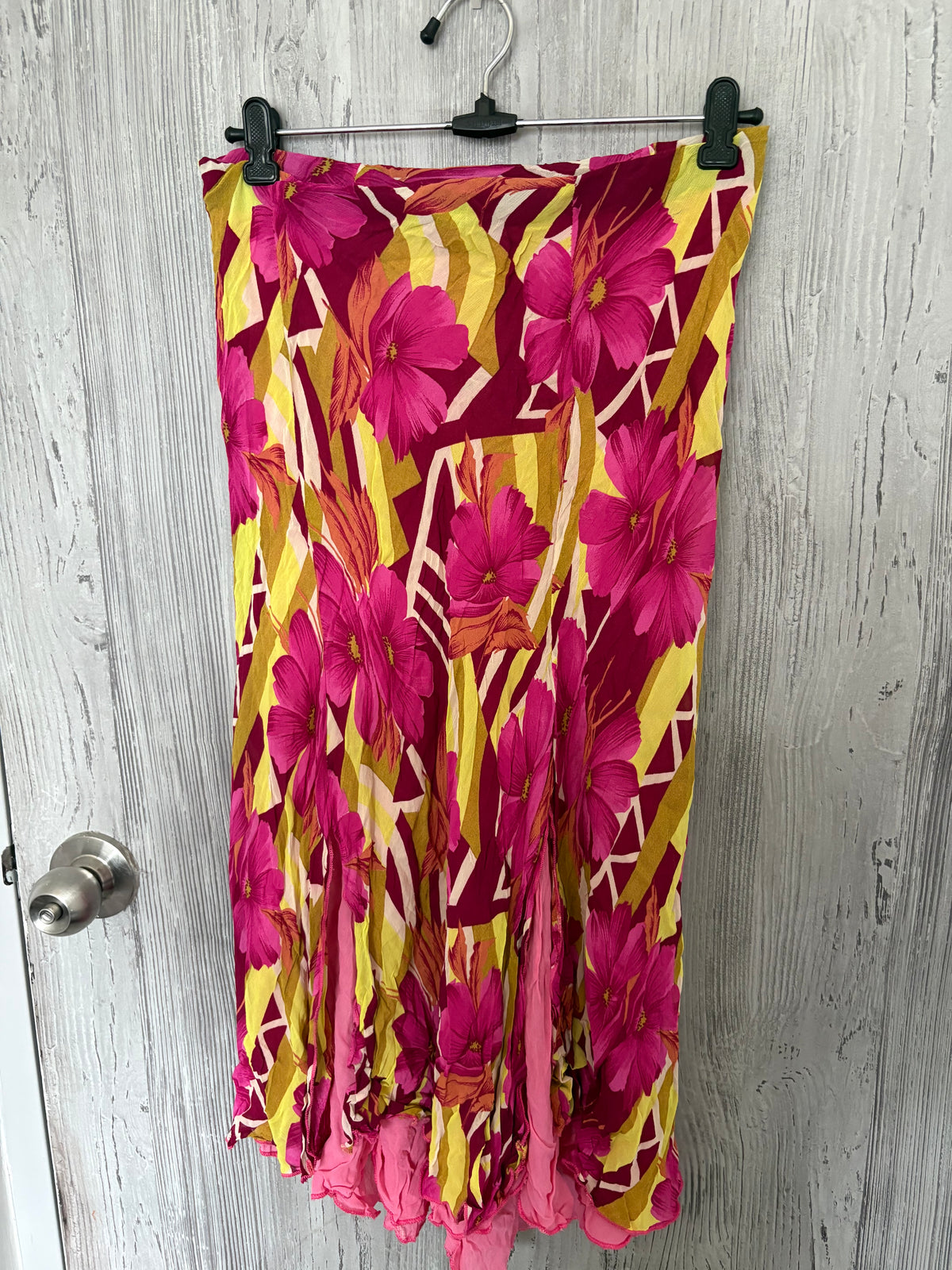 Floral pink skirt(30-34inch)