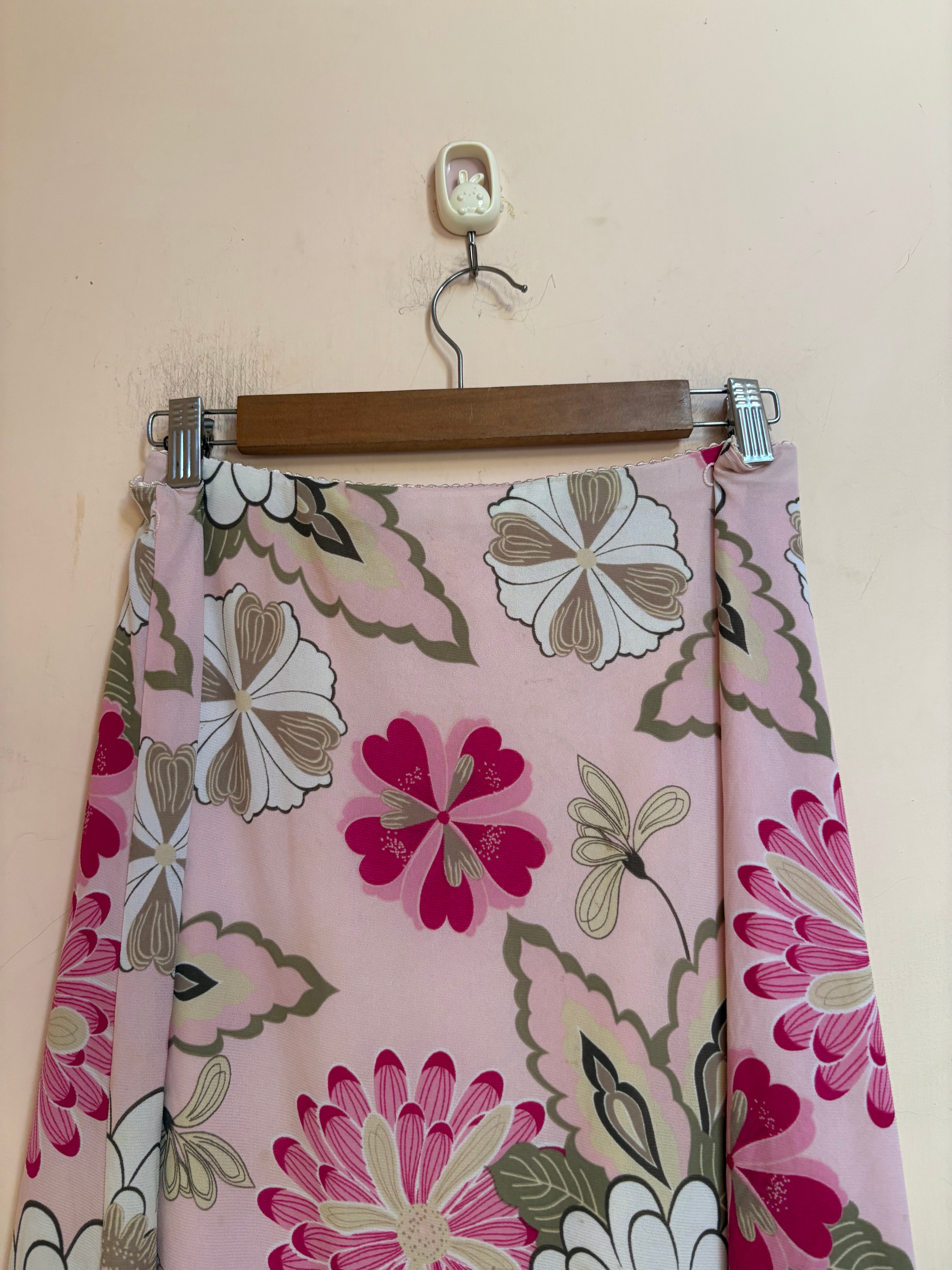 Pink floral skirt(34 inch)