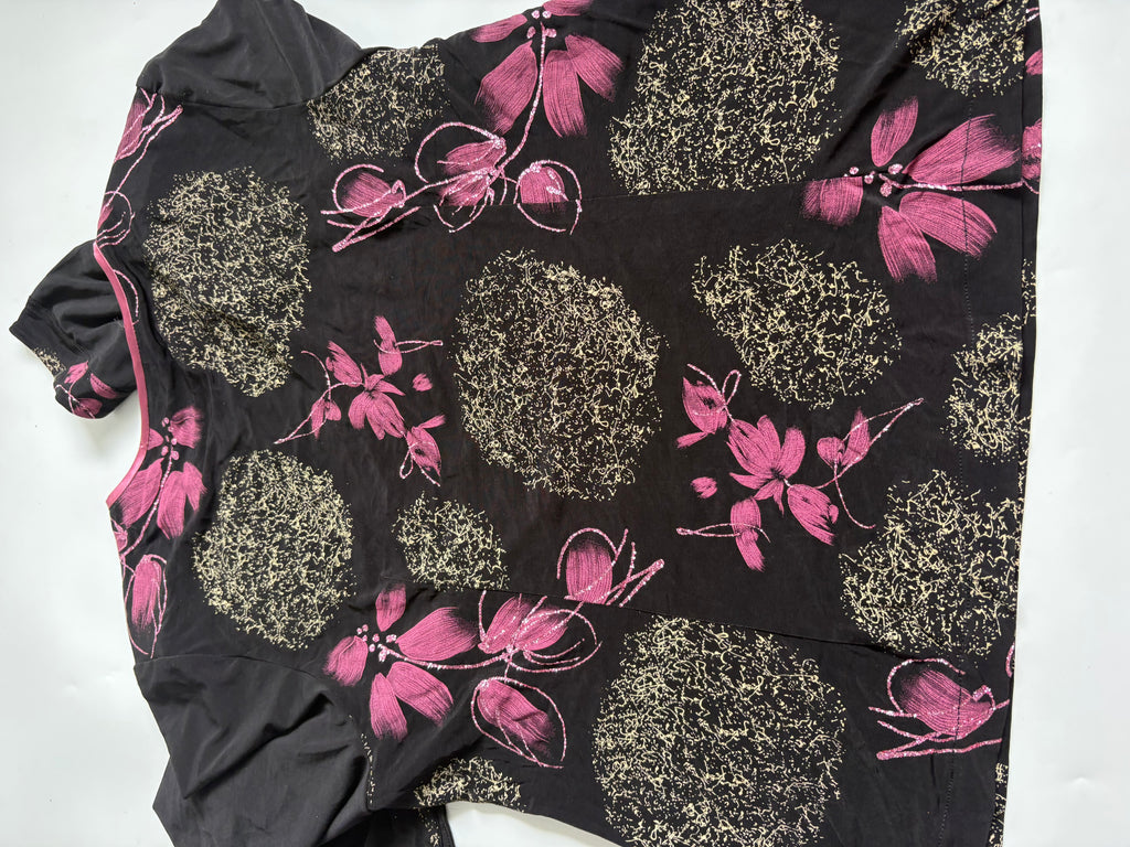 SANDY shimmer top with shoulder pads(44-48 inch)