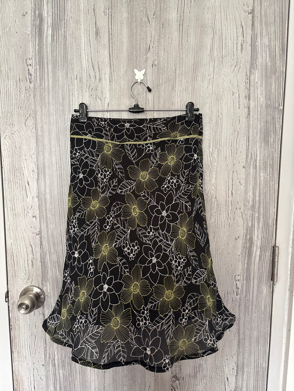 Colori floral green/black skirt(26 inch)