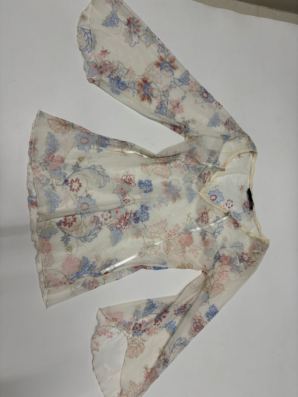 H&M mesh floral top(32inch)