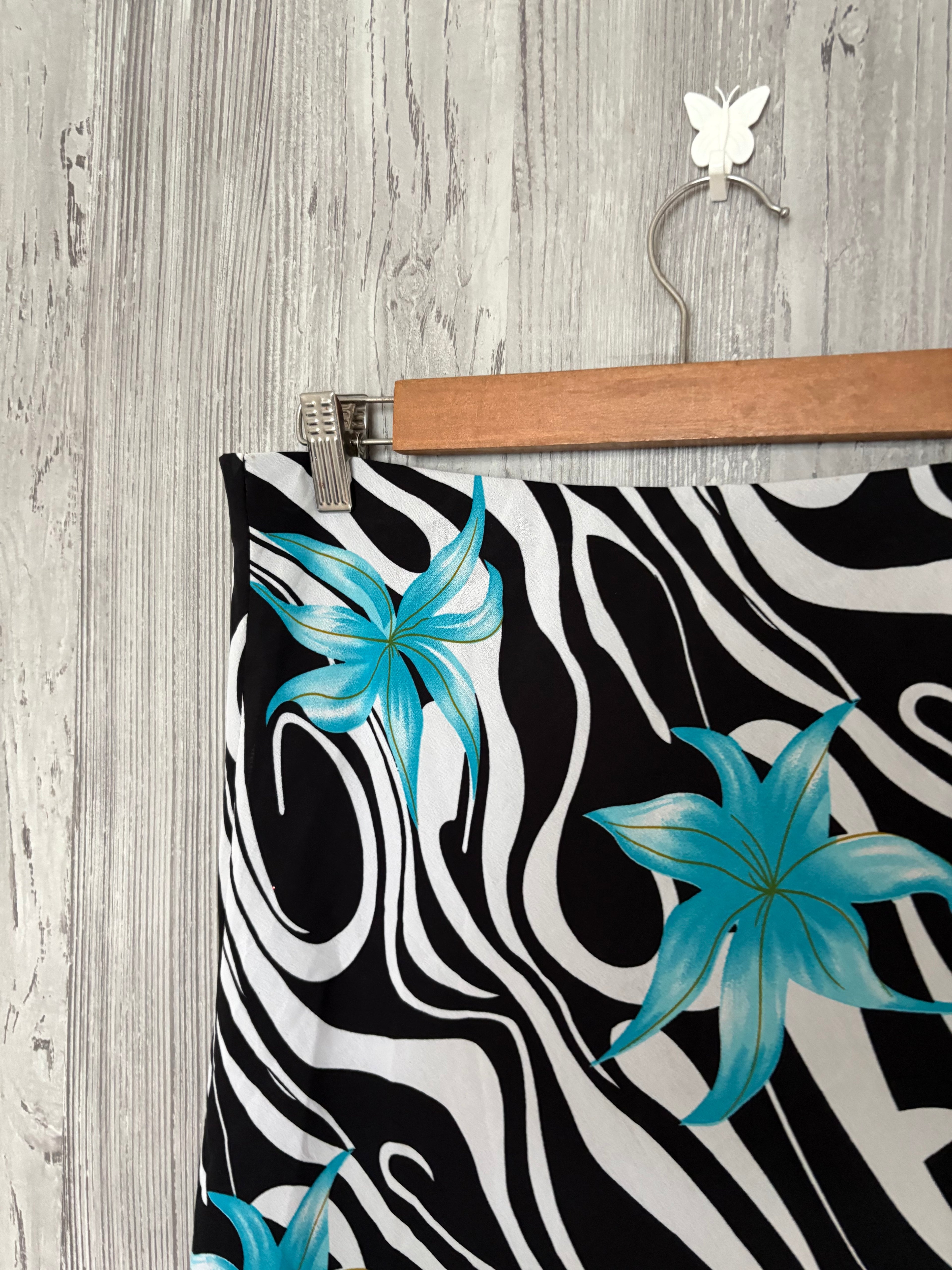 Anna zebra styled floral skirt(38inch)
