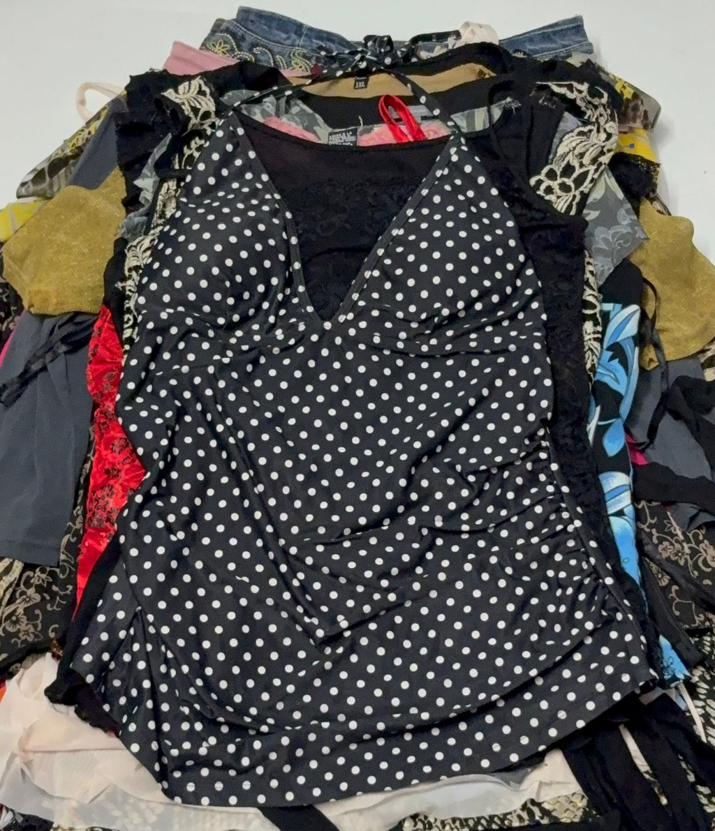 Halter neck polka dot top(30inch)