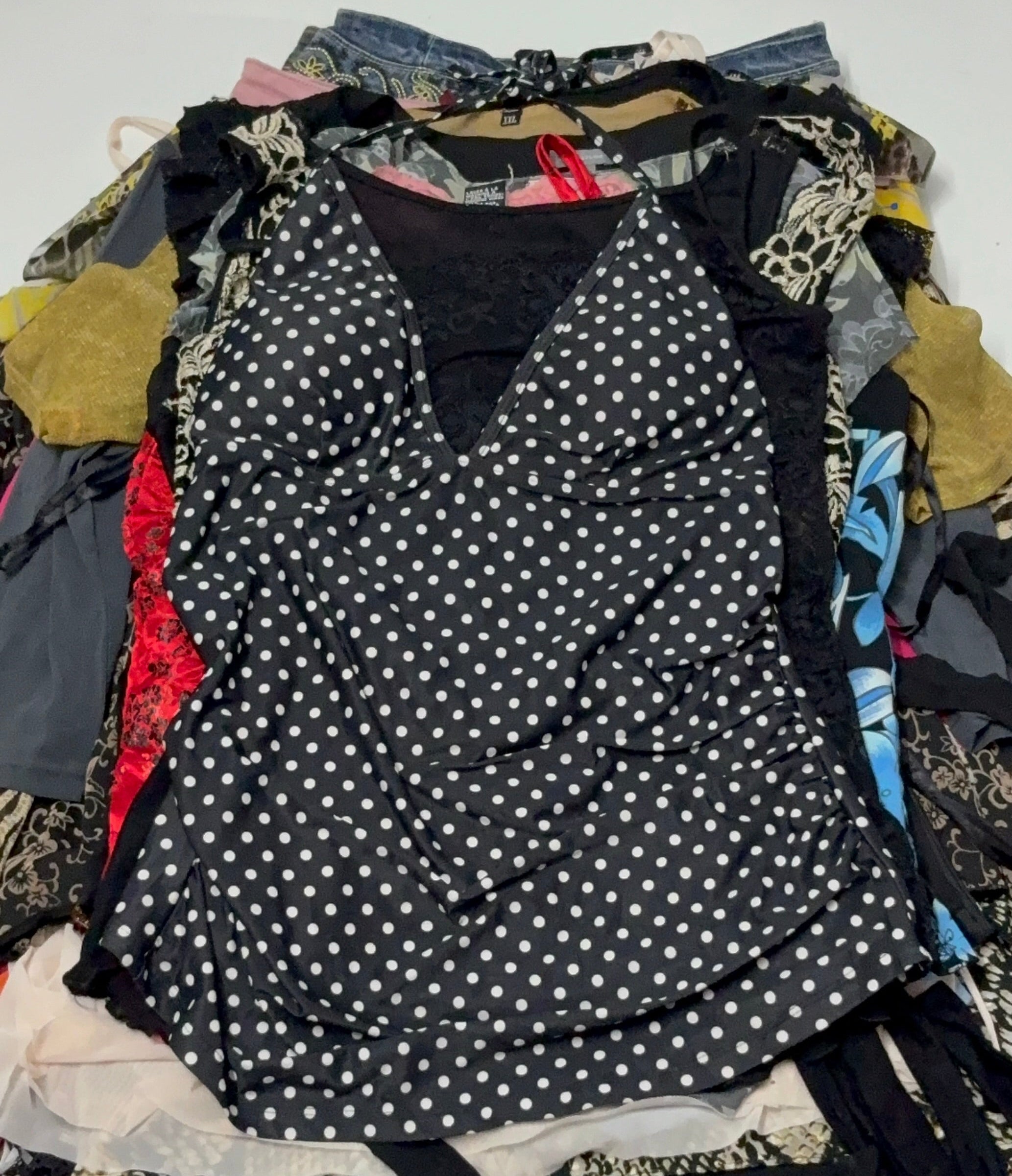 Halter neck polka dot top(30inch)