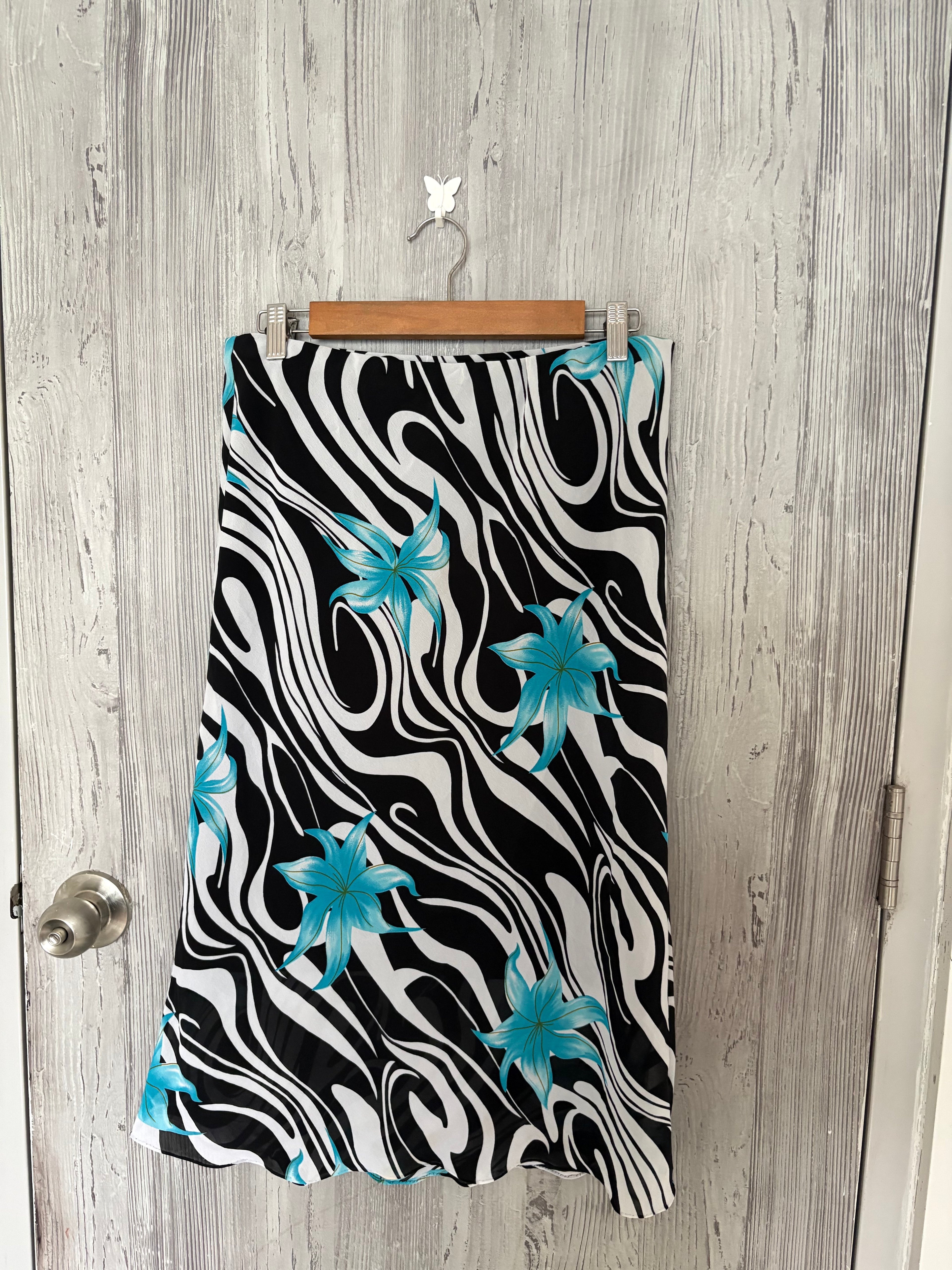 Anna zebra styled floral skirt(38inch)