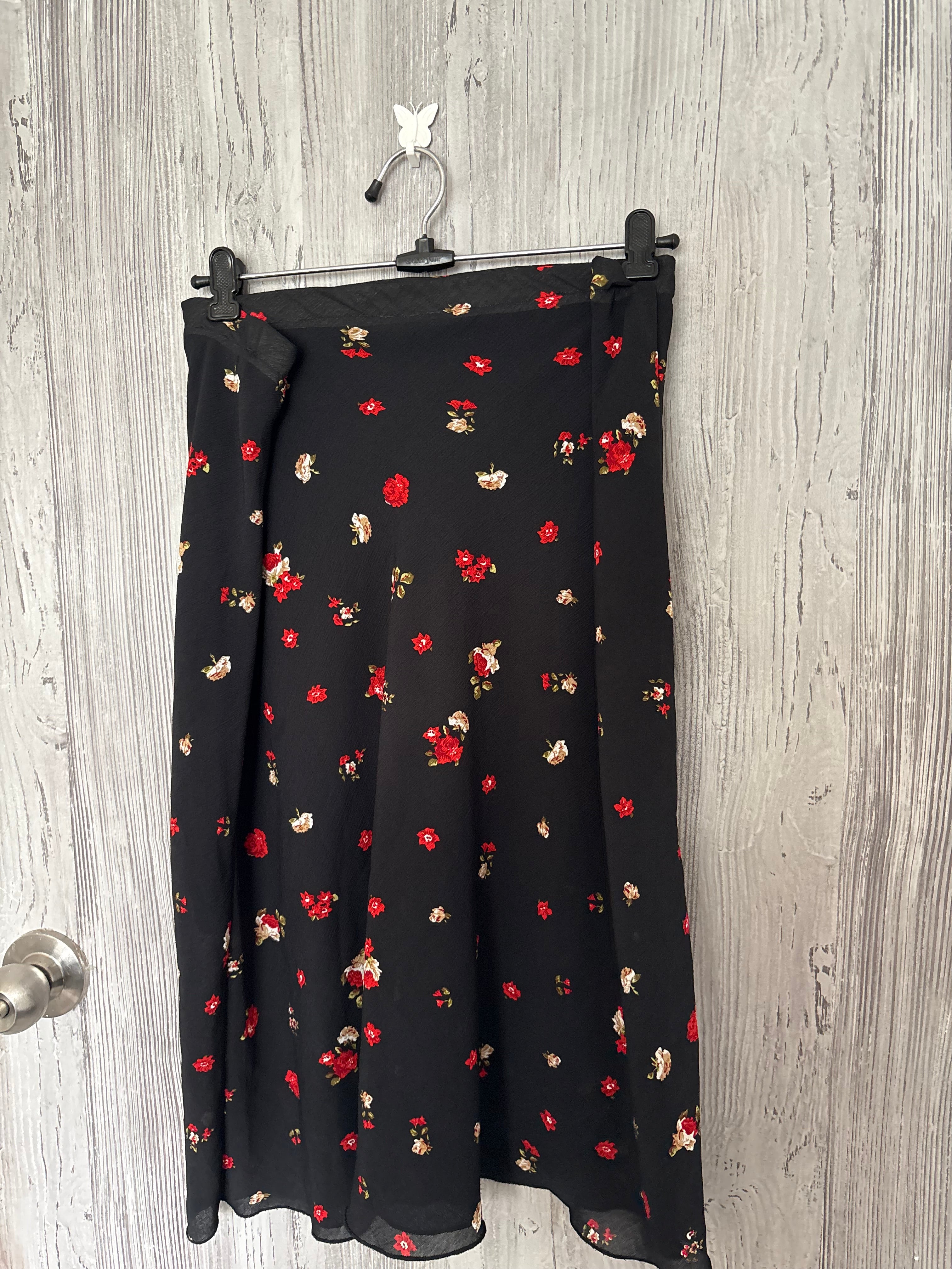 R E & X black floral skirt(42inch)