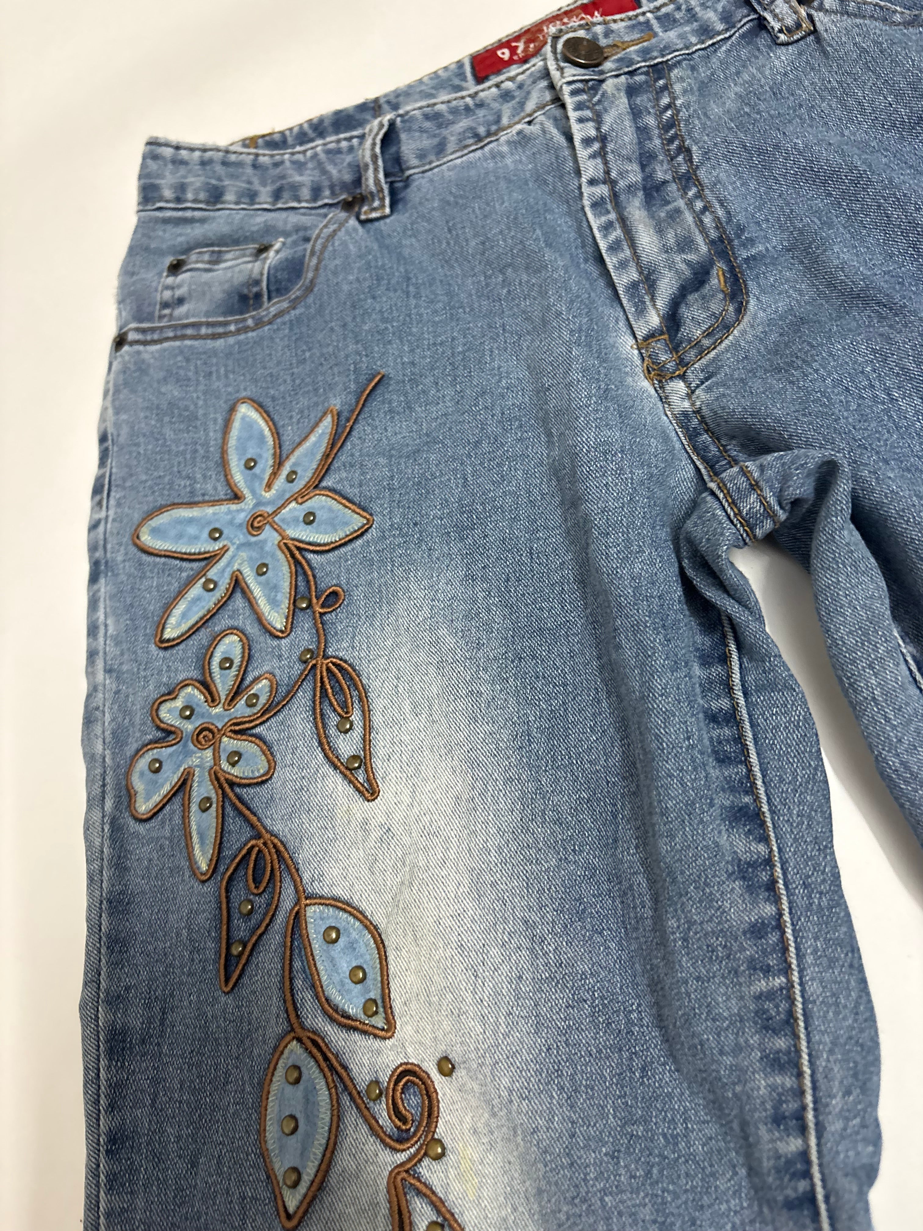 97 jeans floral low rise jeans(30 inch)