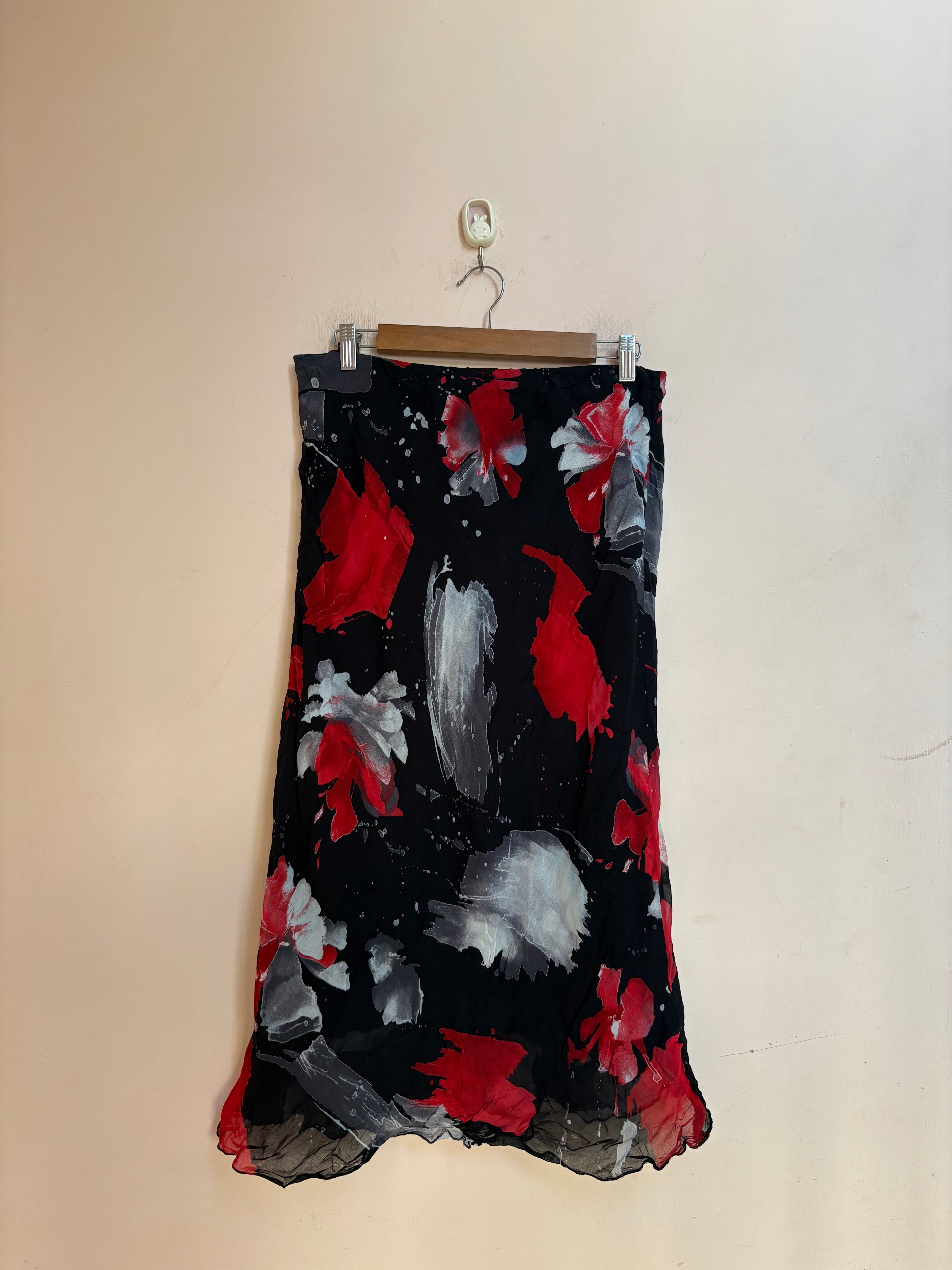 Floral black skirt(32-36 inch)