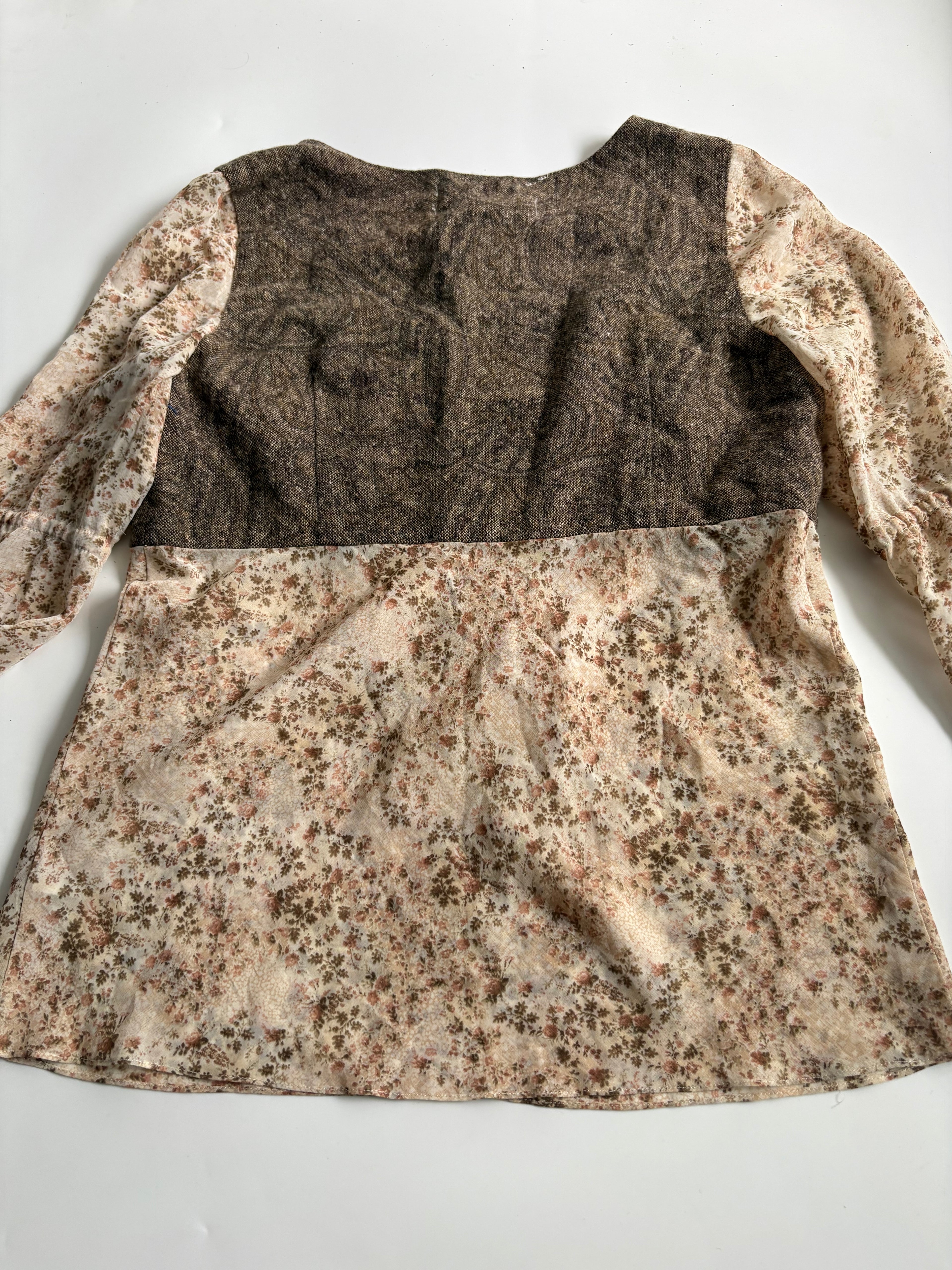 Colour eighteen floral top(32 inch)
