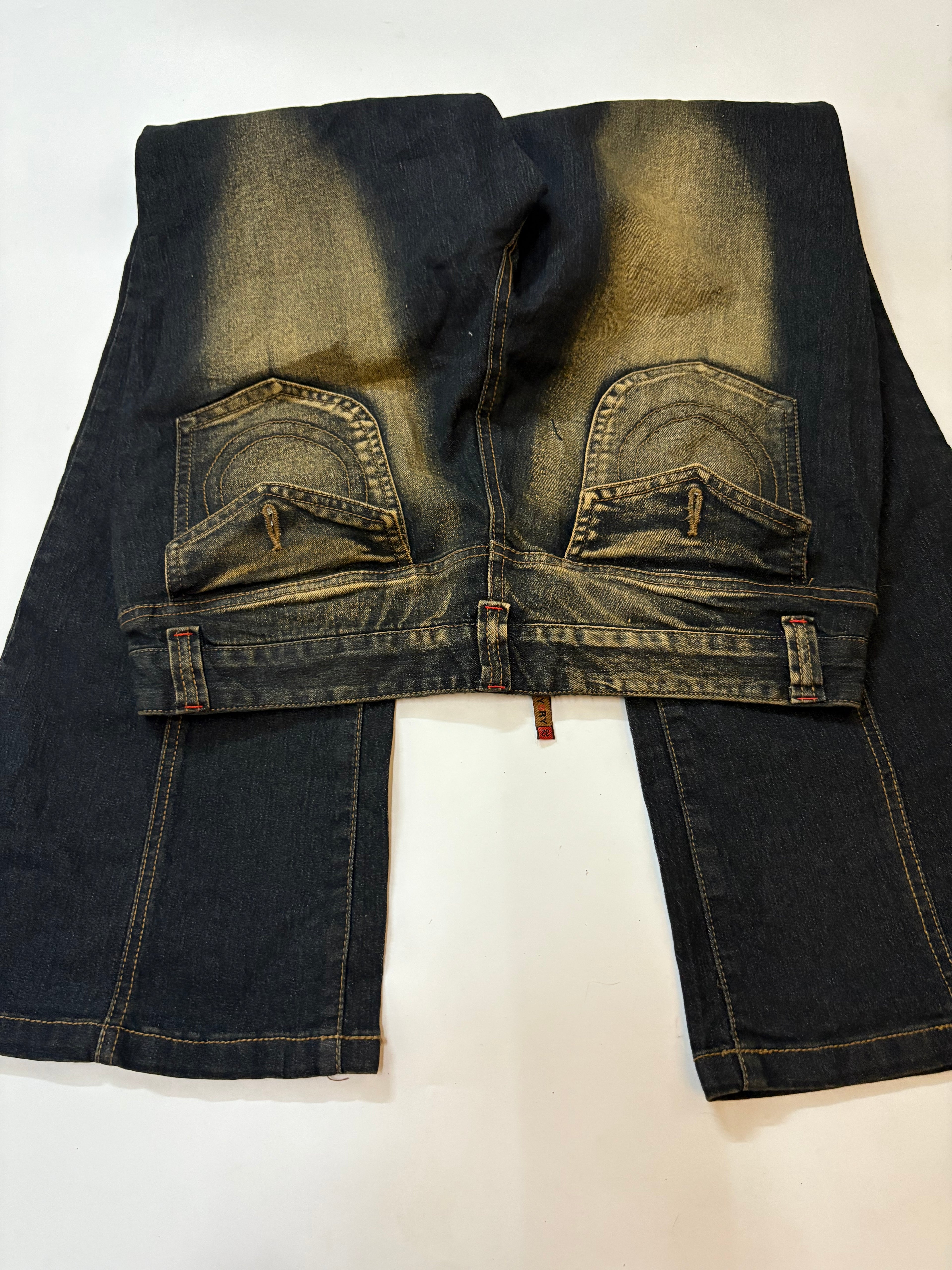 vintage low rise flared jeans ( 32inch)