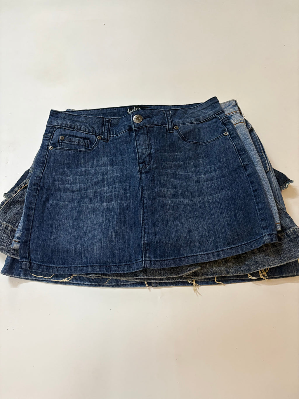 Yes! Diss skirt(30 inch)