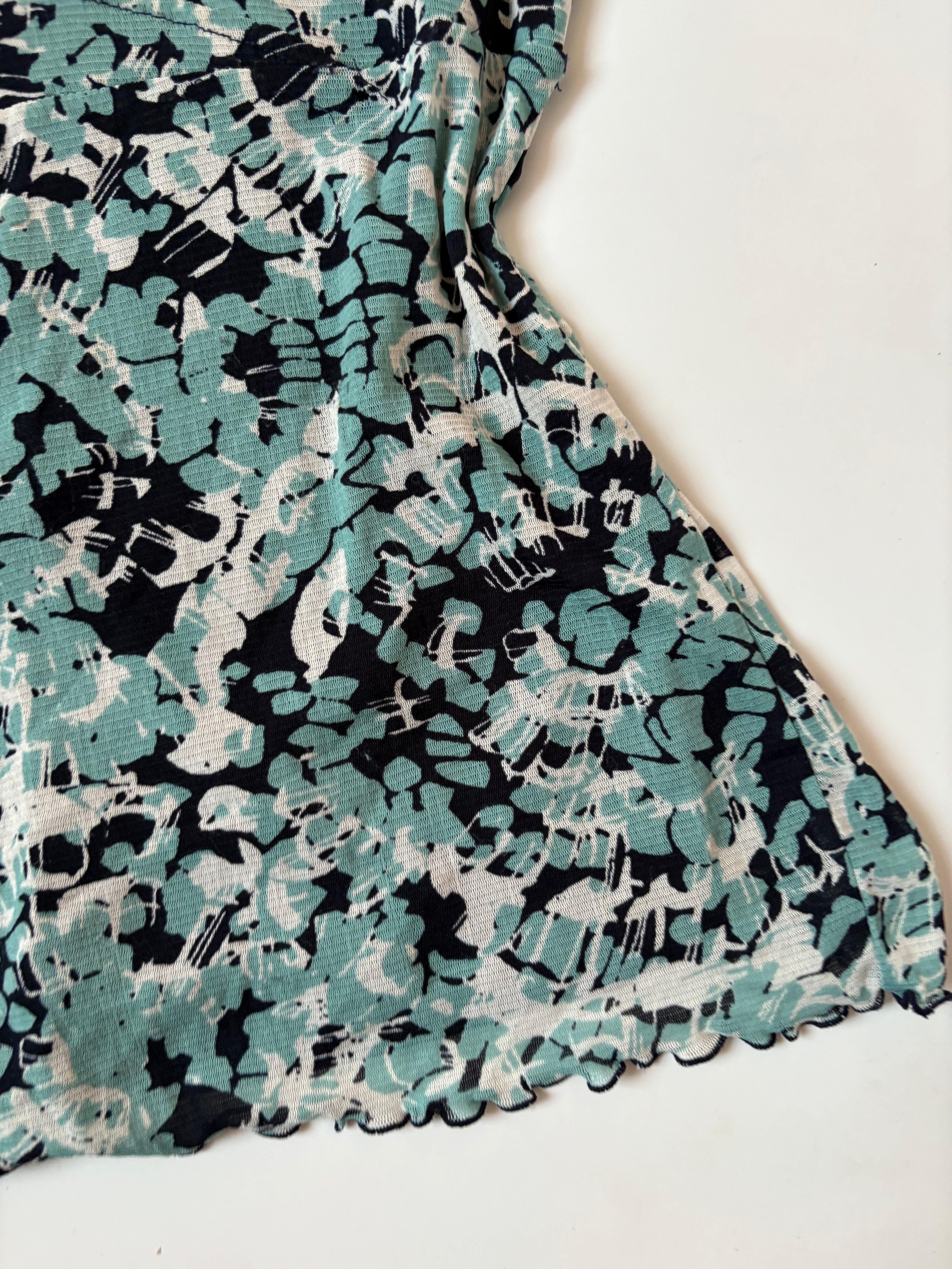emma james v neck top ( 38-40inch)