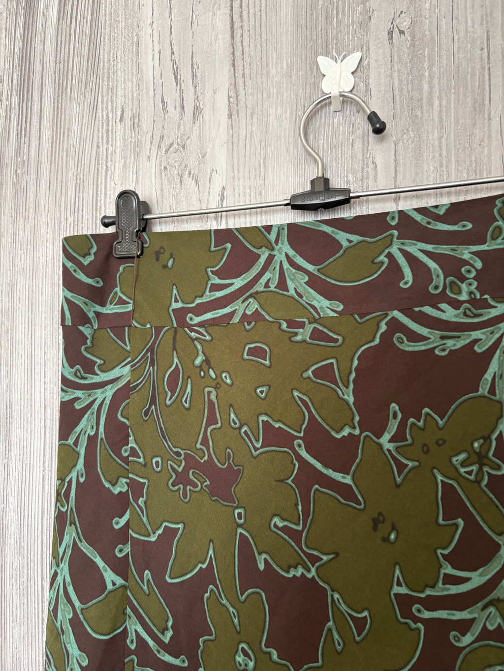 Olive asymmetrical skirt(32inch)