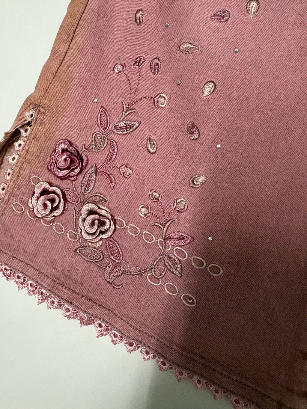 Ask pink floral embroided jeans (w-34inch)