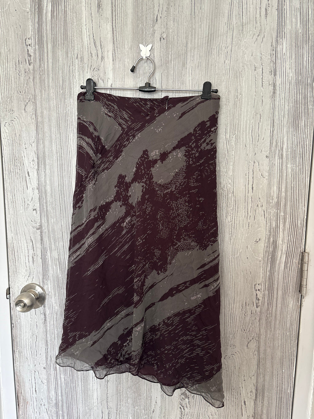 Emanuel whimsy skirt 100% silk (28inch)