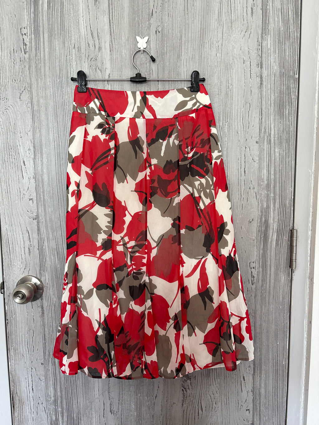 red floral flared skirt (32inch)