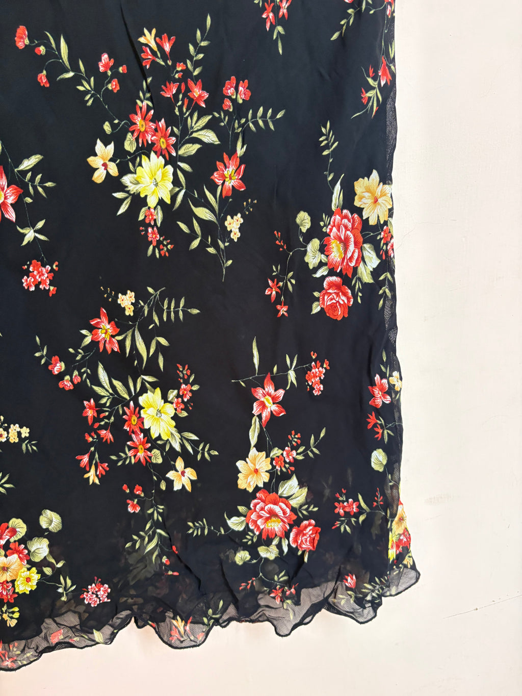 Black floral skirt(26 inch)