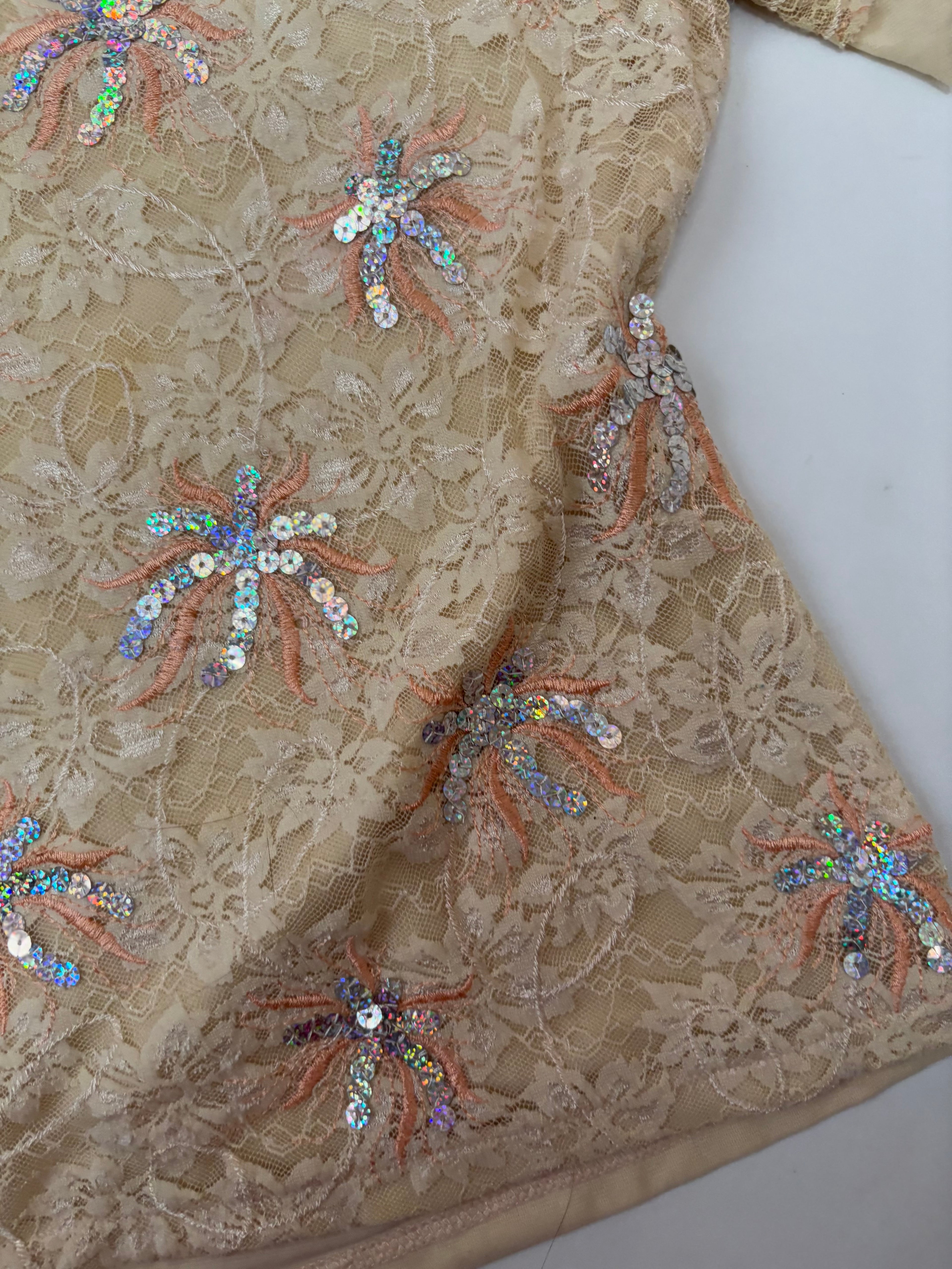 Kivenst beige net top(36-40inch)