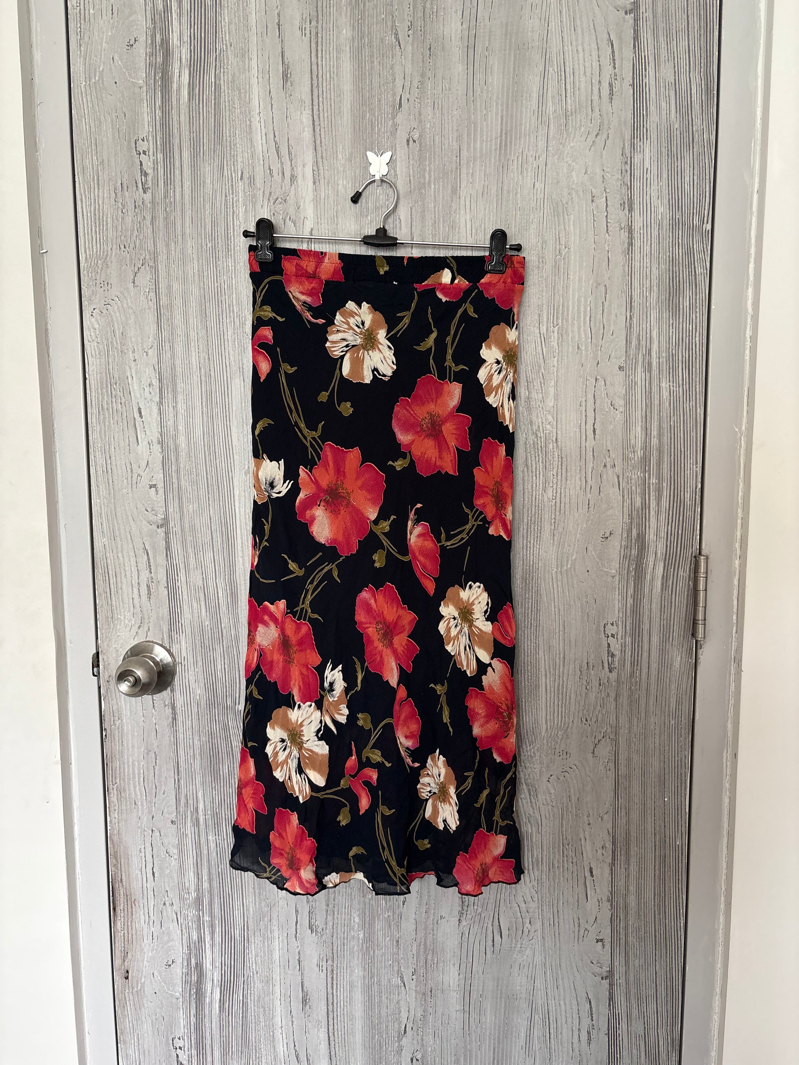 maxi floral black skirt (36-40inch)