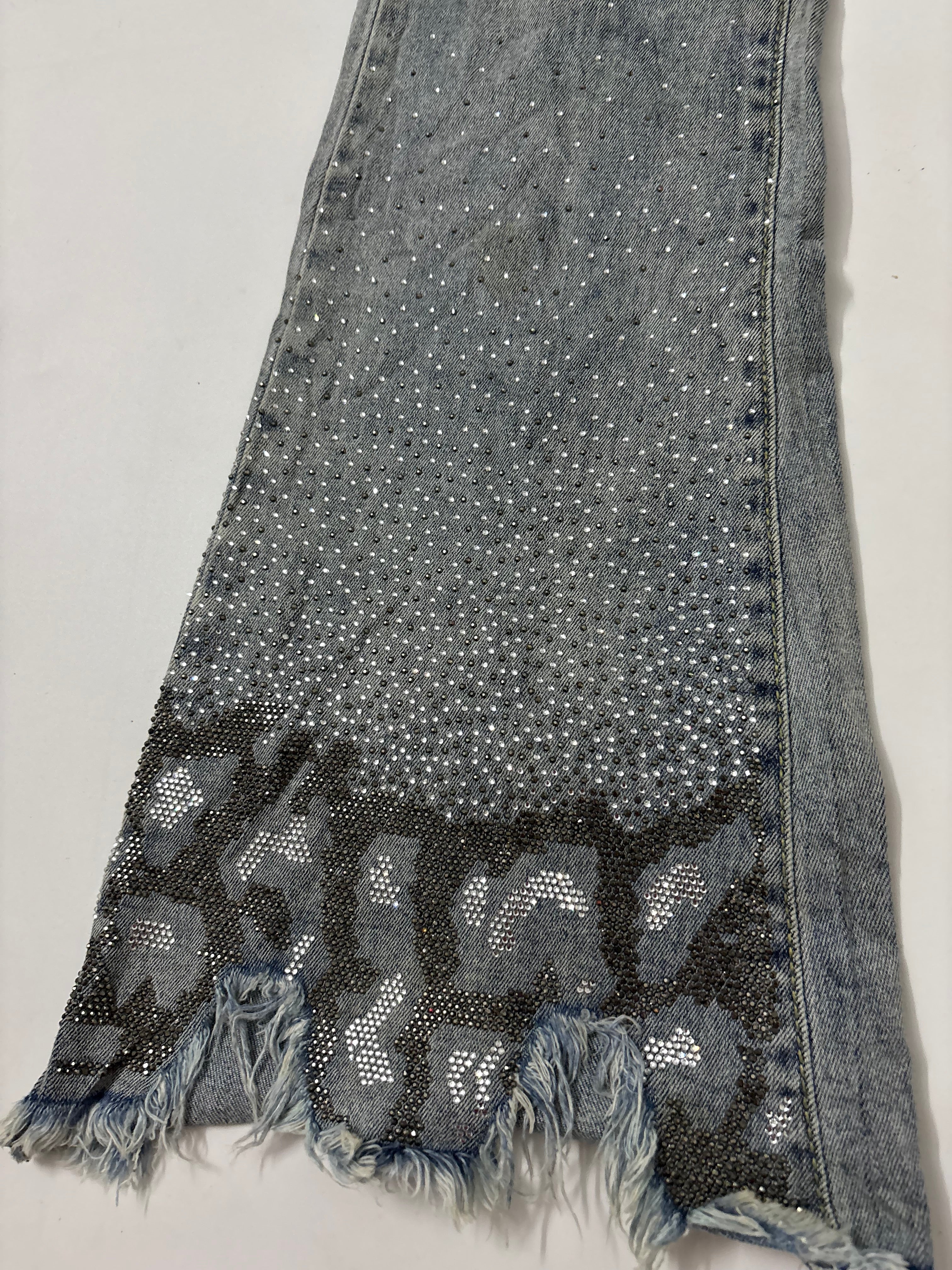 rhine stone flared jeans ( 28inch)