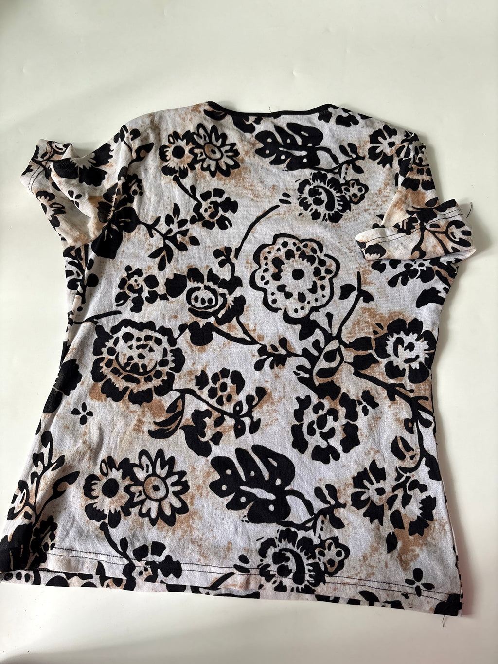 OLSEN floral white top(38-40 inch)