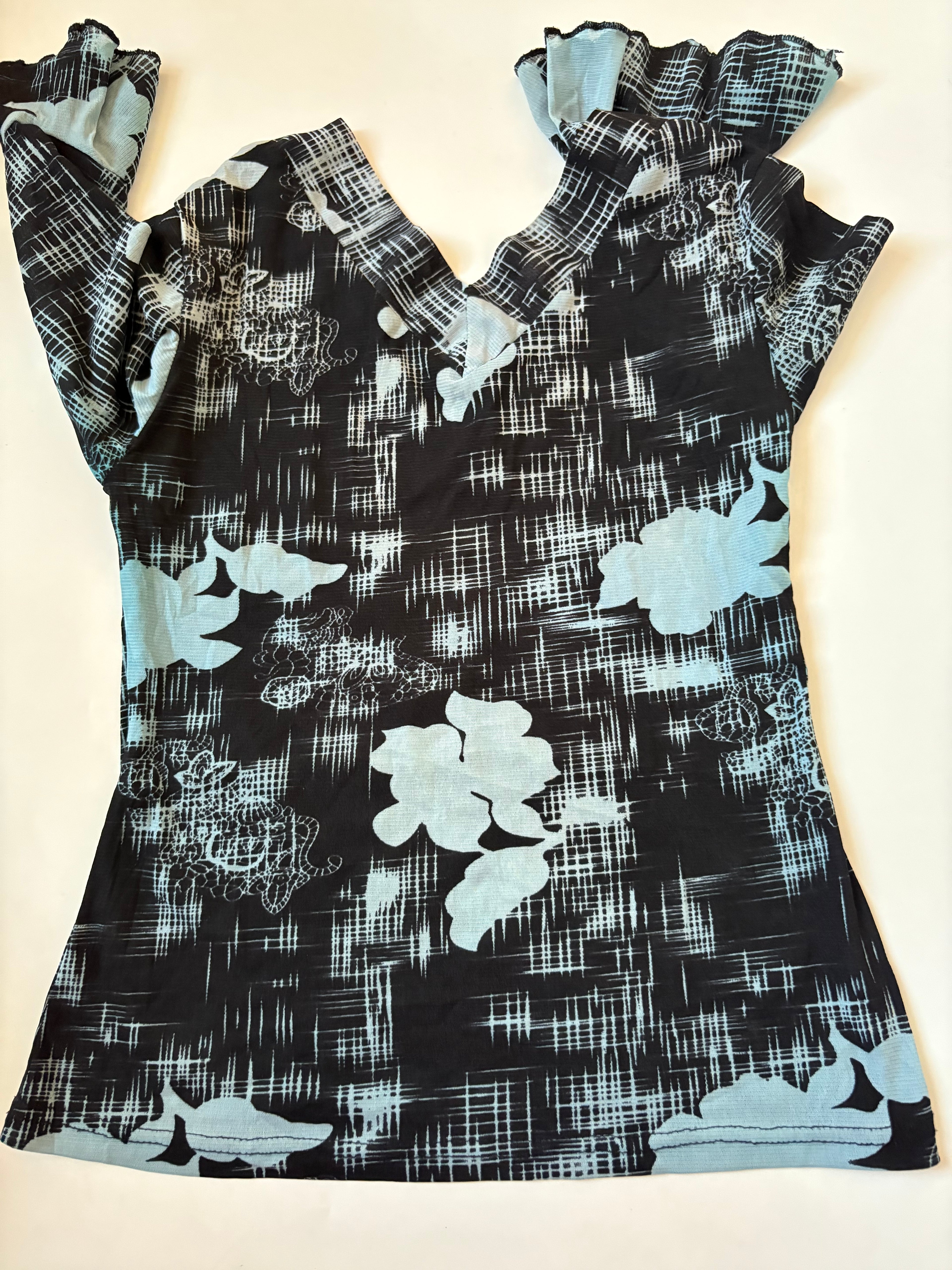 v neck blue top ( 36-38inch)