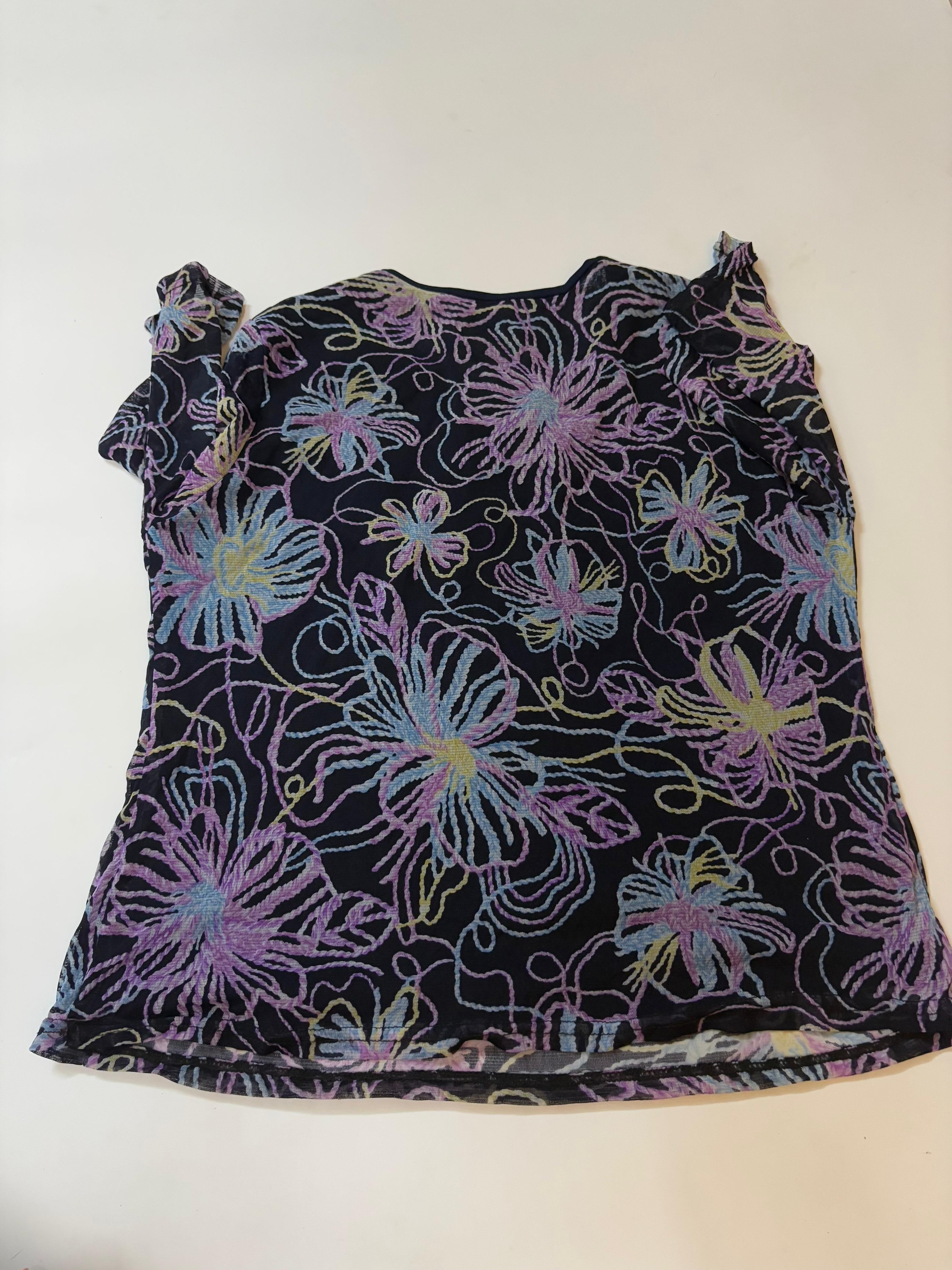 Chia ying floral top(40-44 inch)