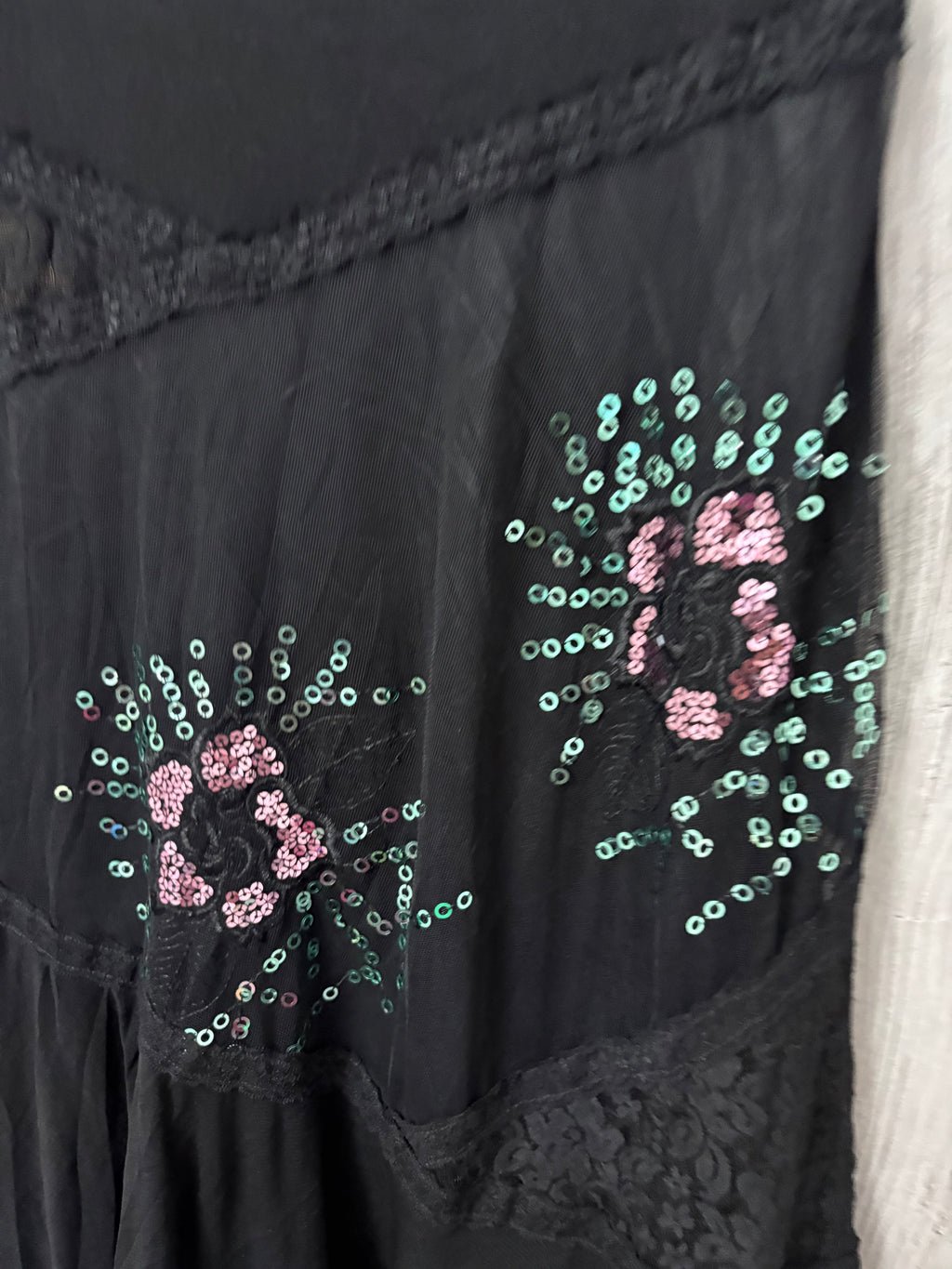 black sequin whimsy skirt (34-36inch)