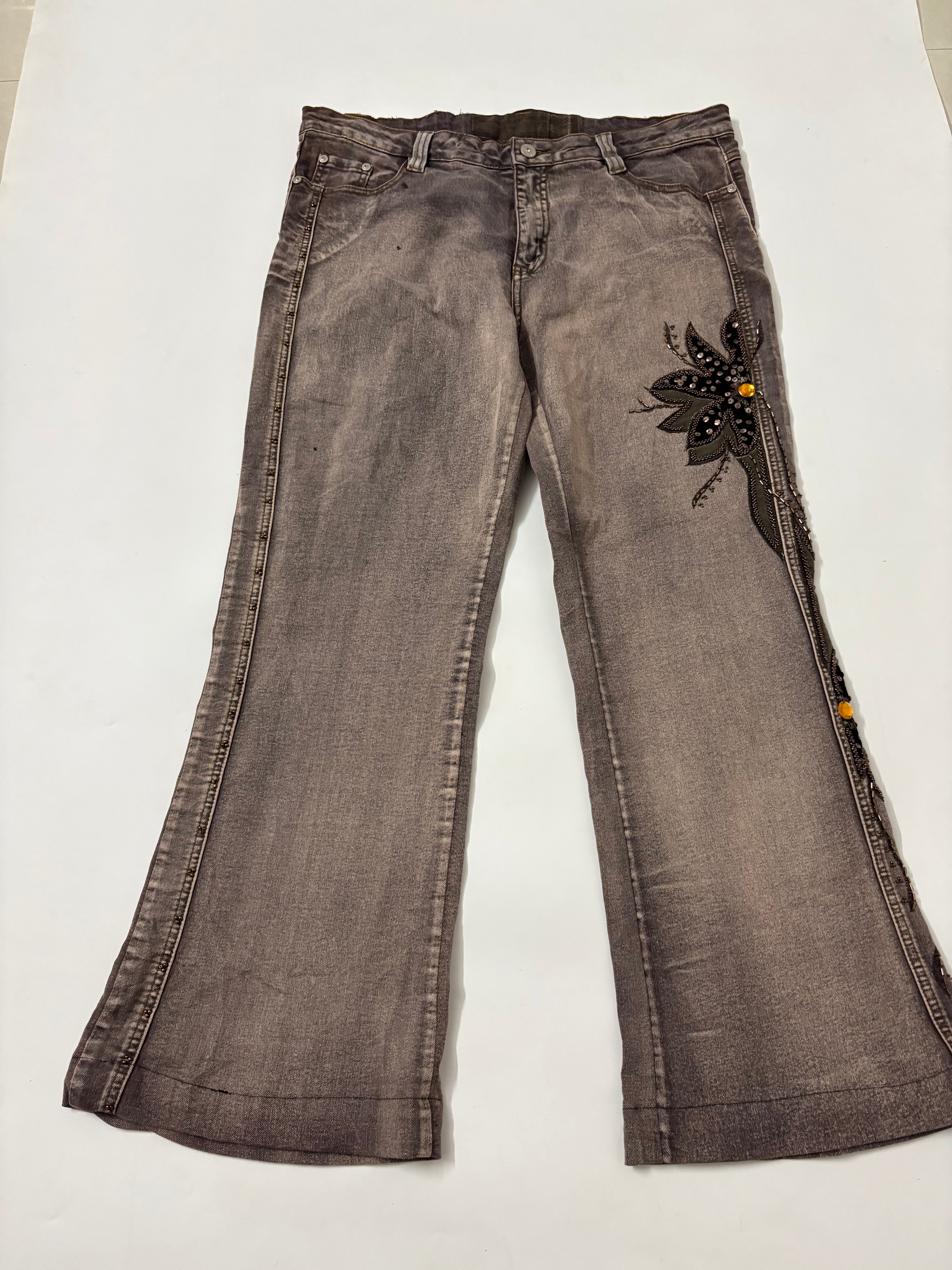 flower patch low rise flared purple jeans (38inch)