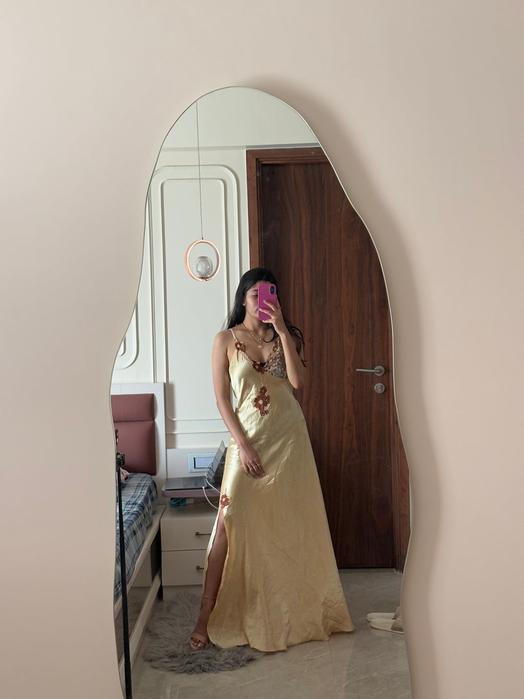 Touch elegance golden dress(40inch)