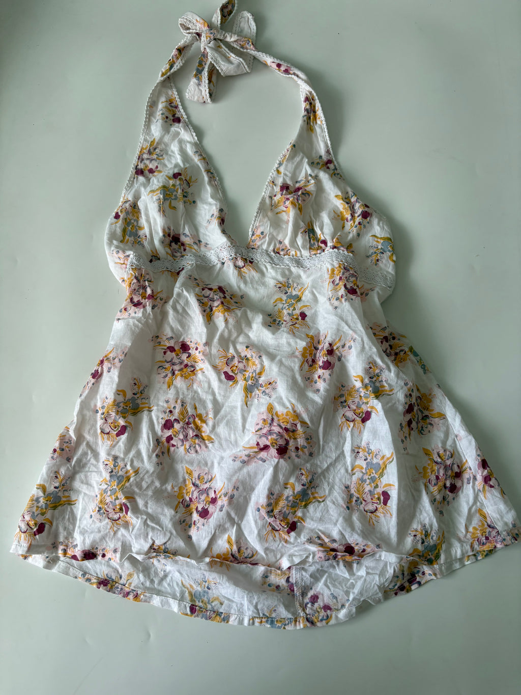 Floral white halter top(32 inch)