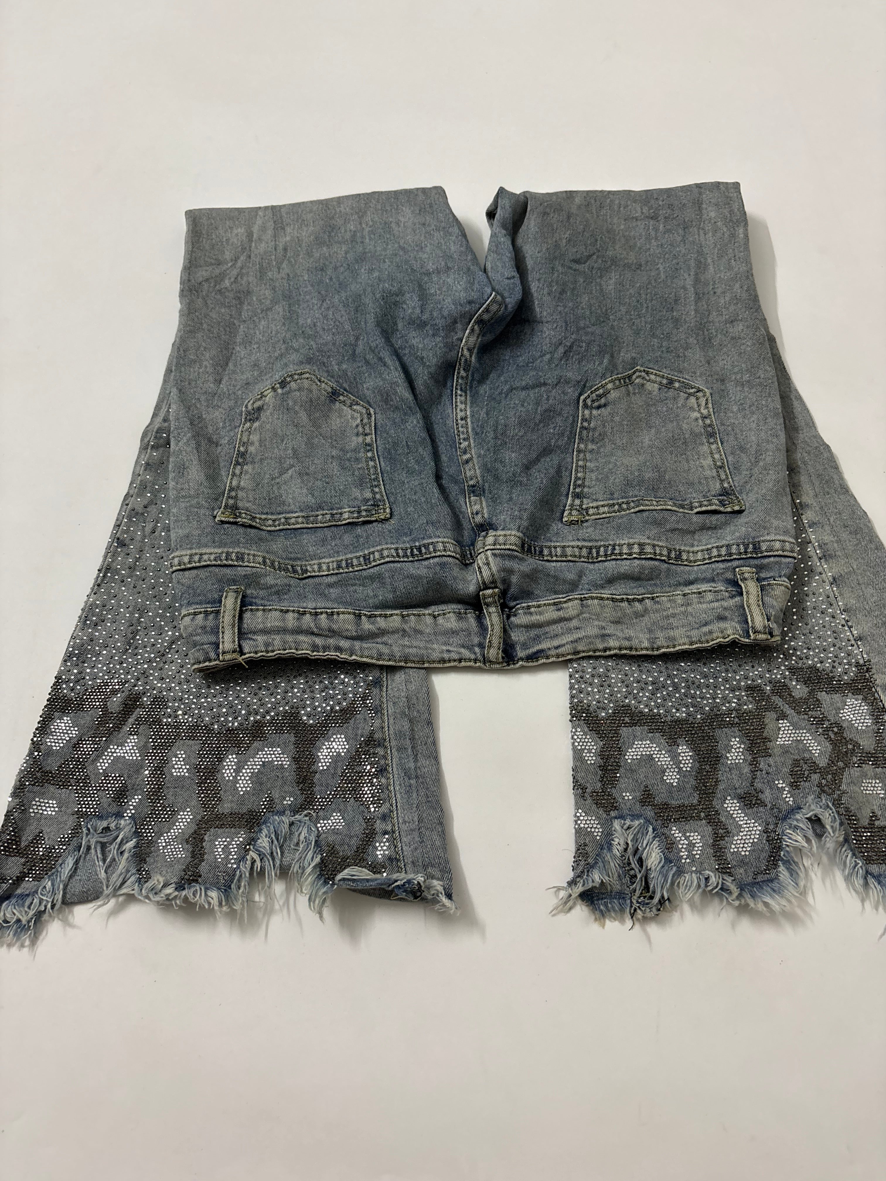 rhine stone flared jeans ( 28inch)