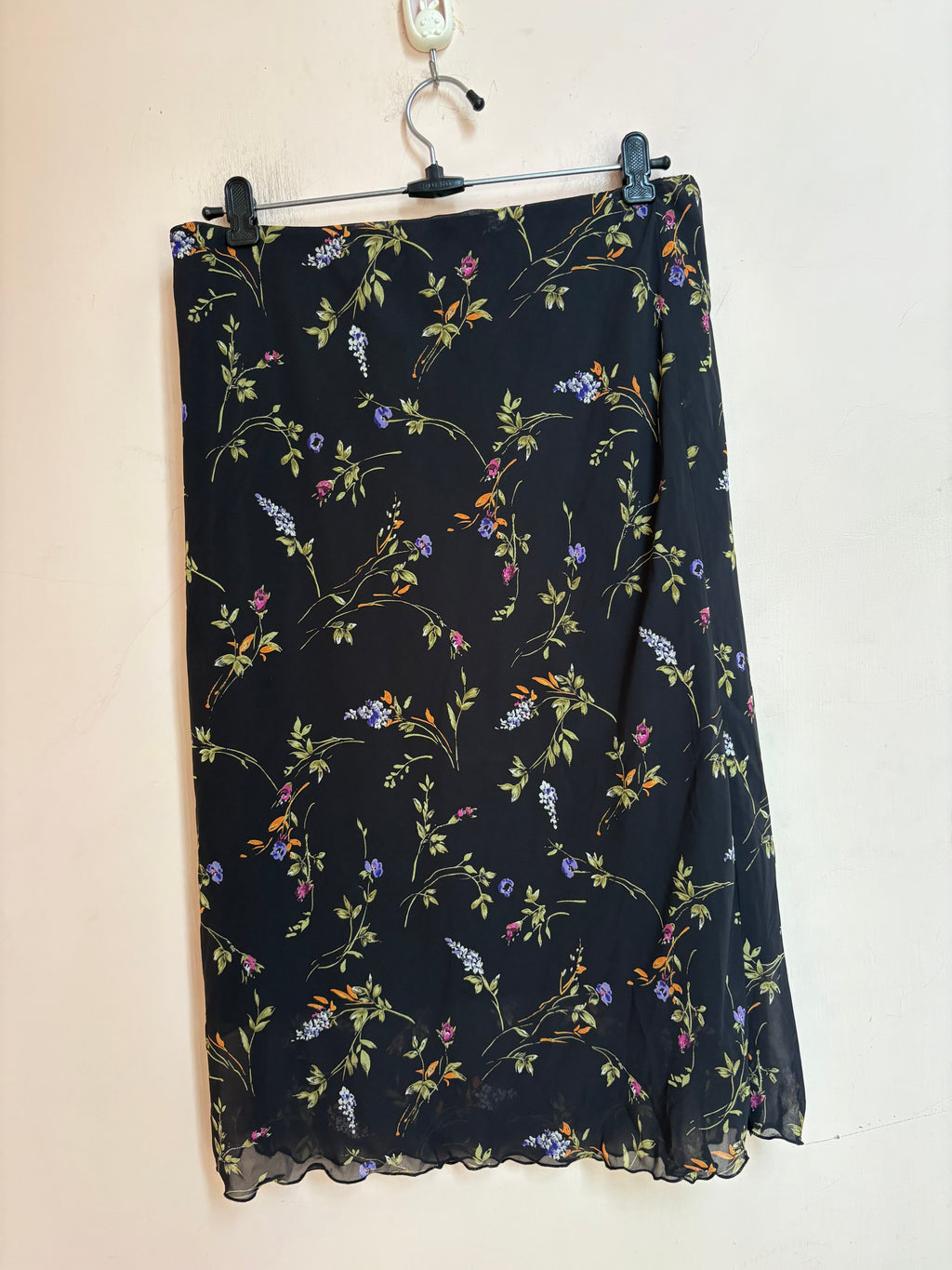 Black floral top(32-36 inch)