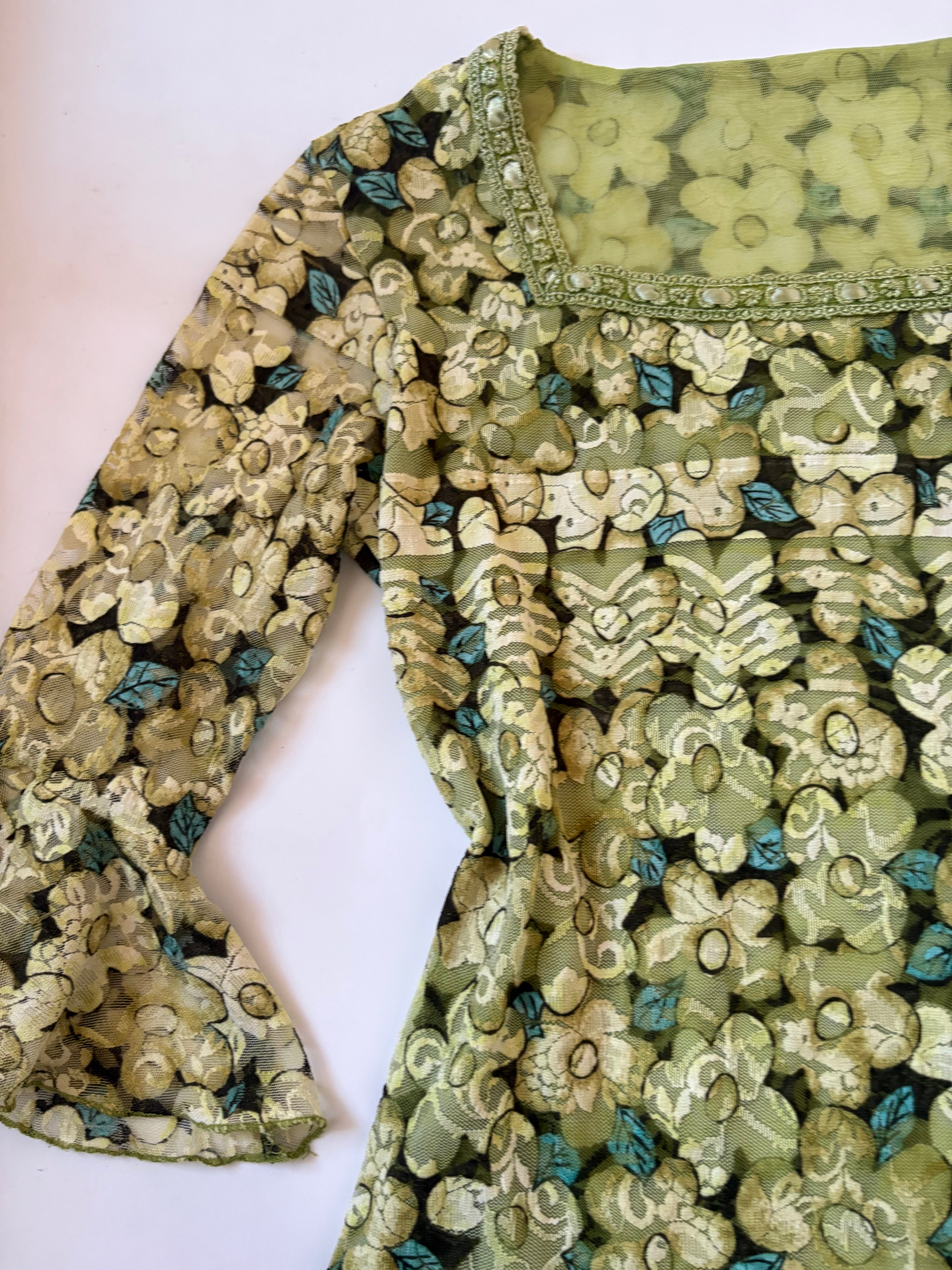 Green net floral top(30-32 inch)