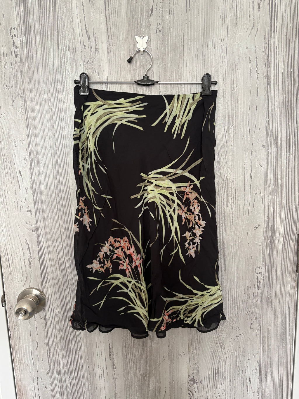 LILY black floral skirt(30-34 inch)