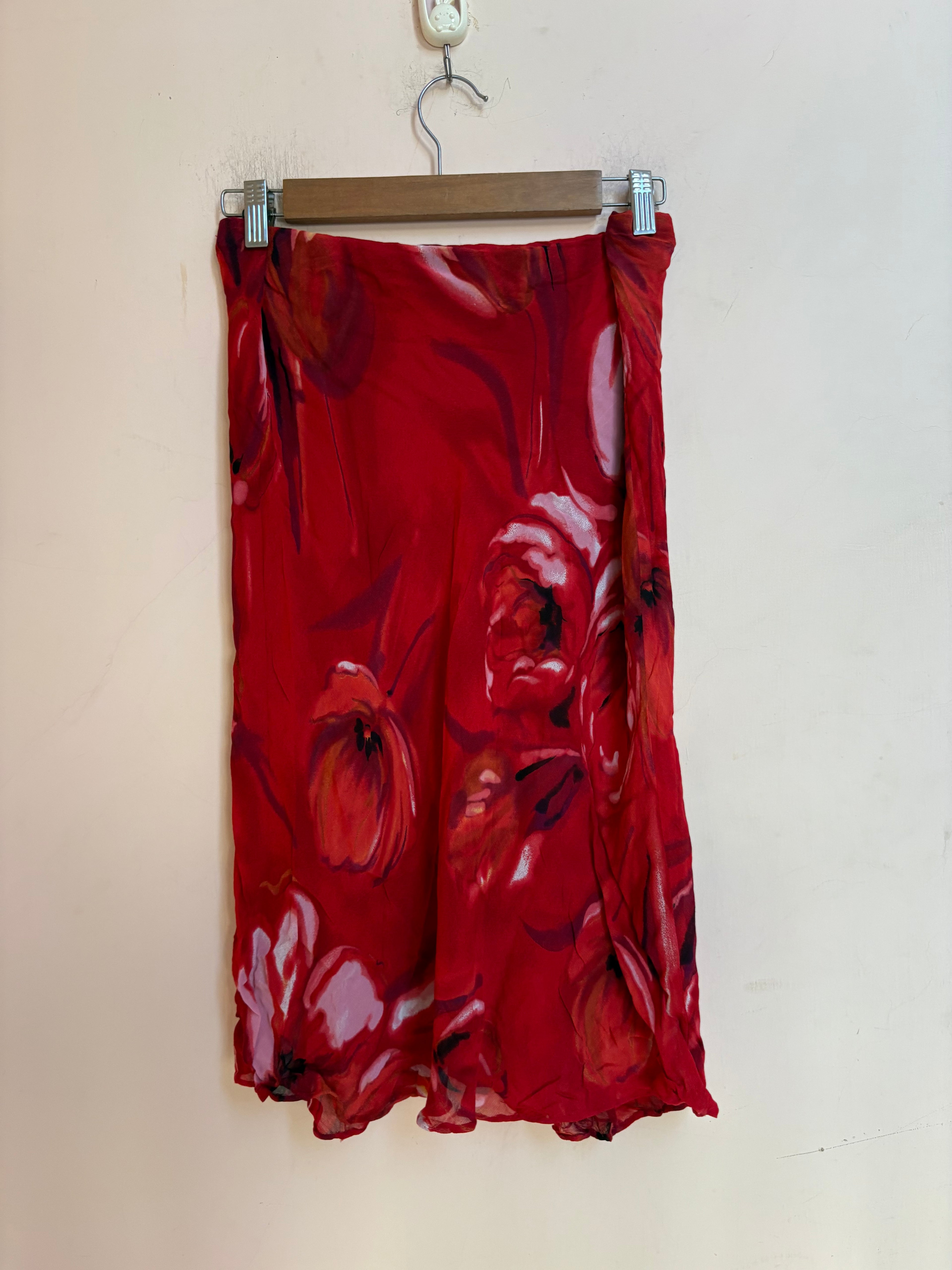 Red floral skirt(30 inch)