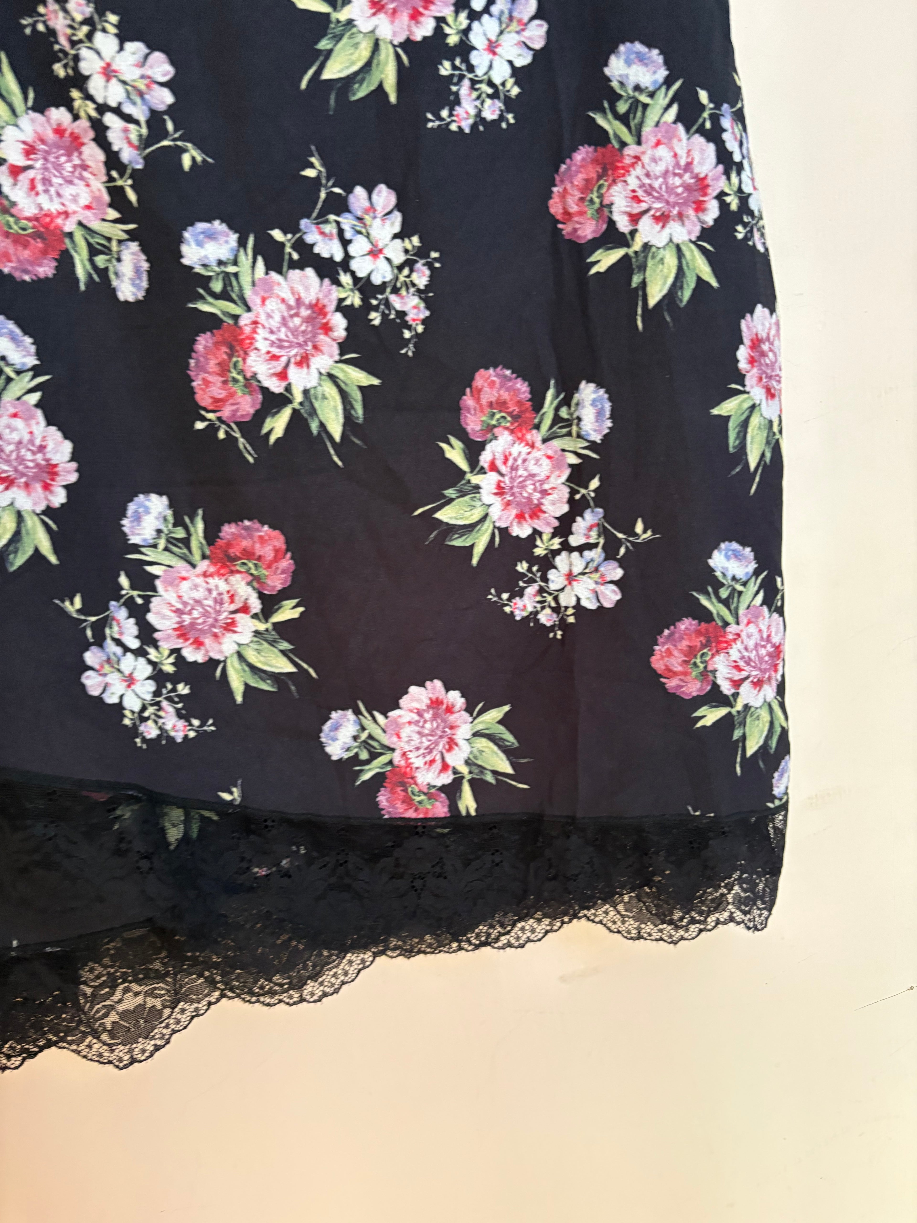 Floral black flowy skirt(32-36 inch)