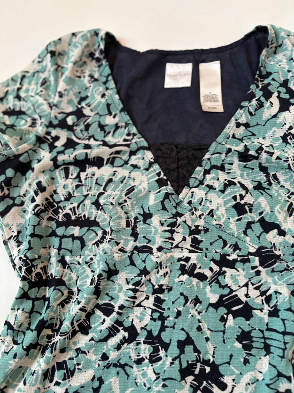 emma james v neck top ( 38-40inch)