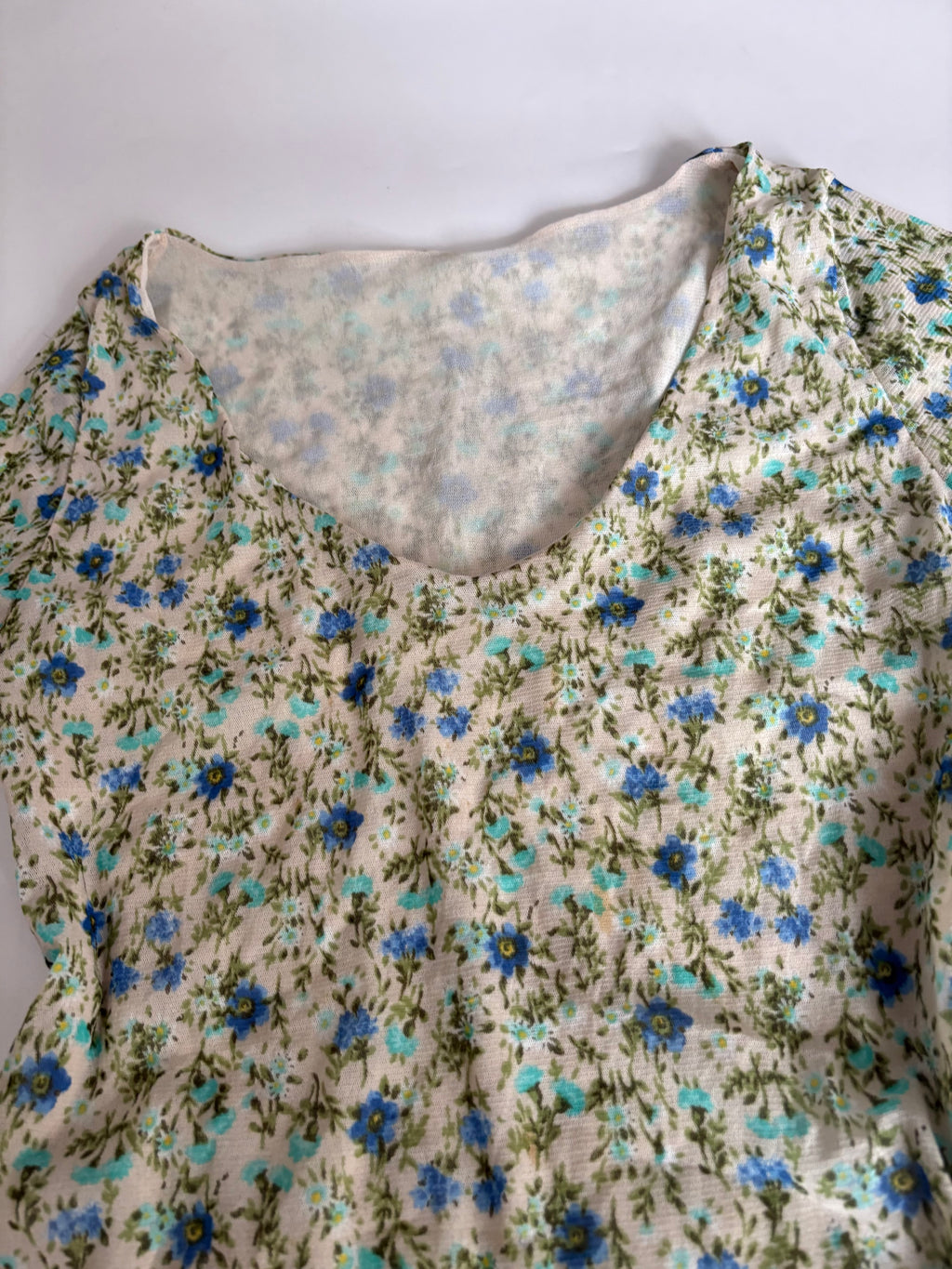 Floral beige top(36 inch)