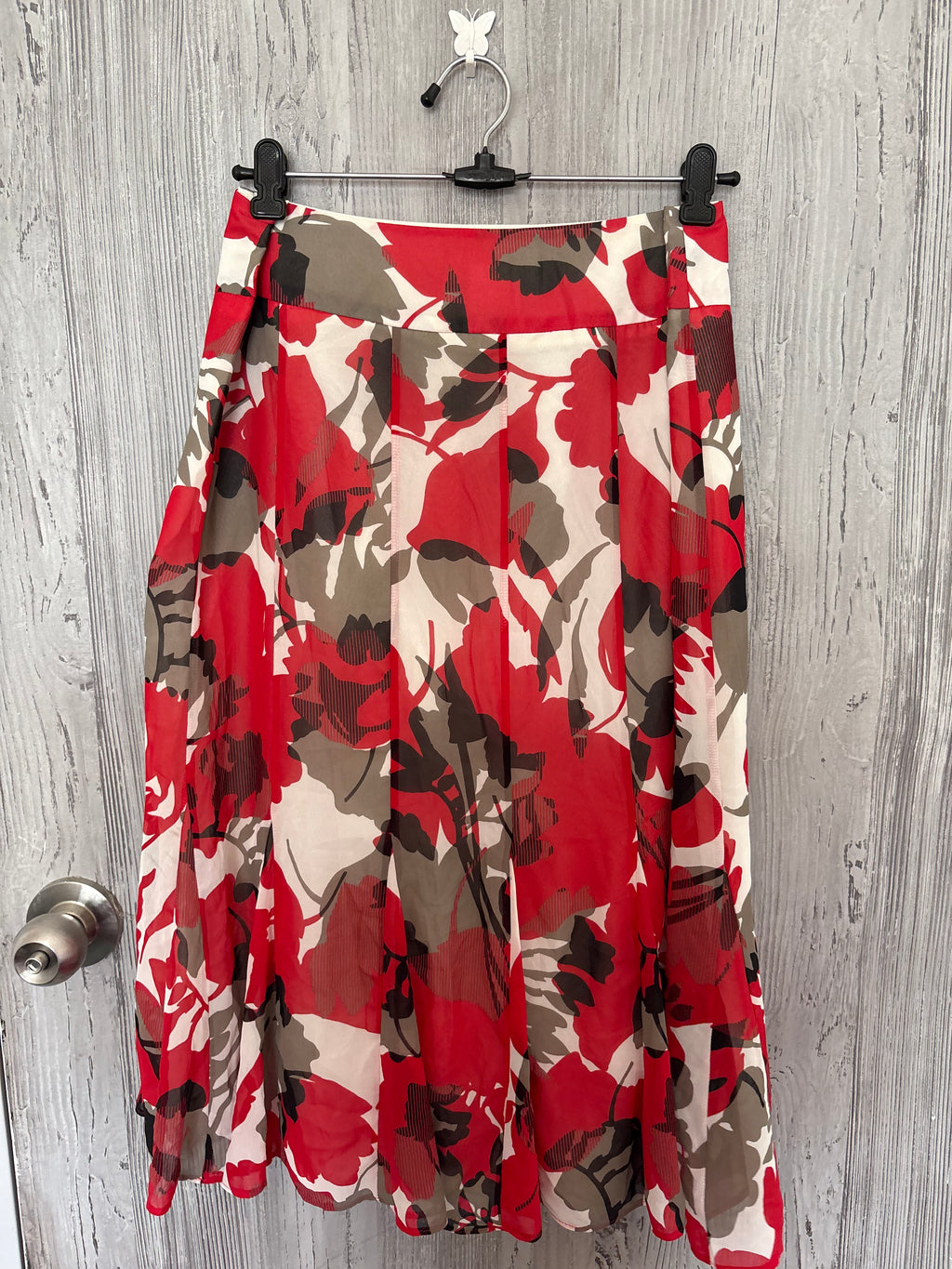 red floral flared skirt (32inch)