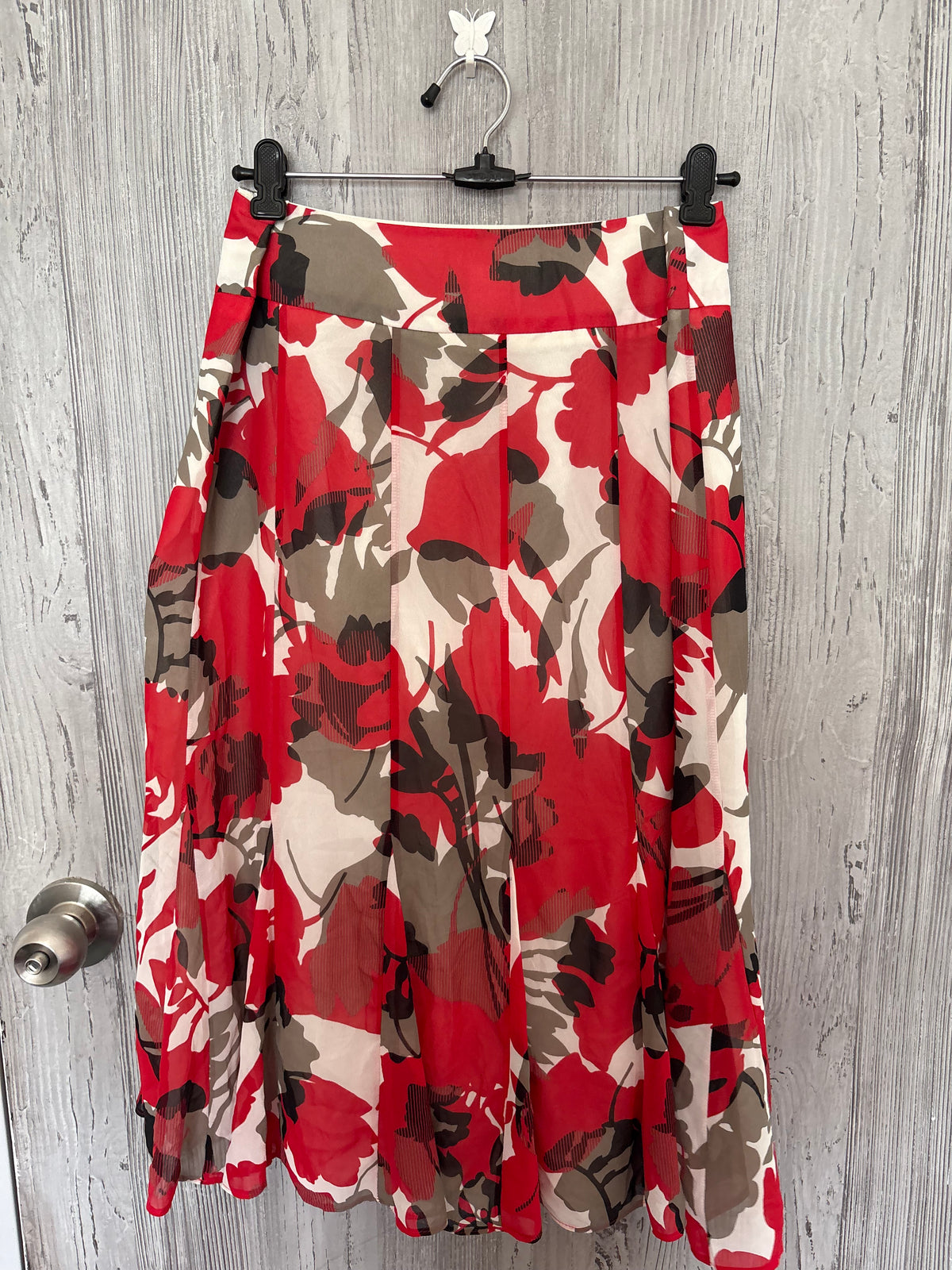 red floral flared skirt (32inch)