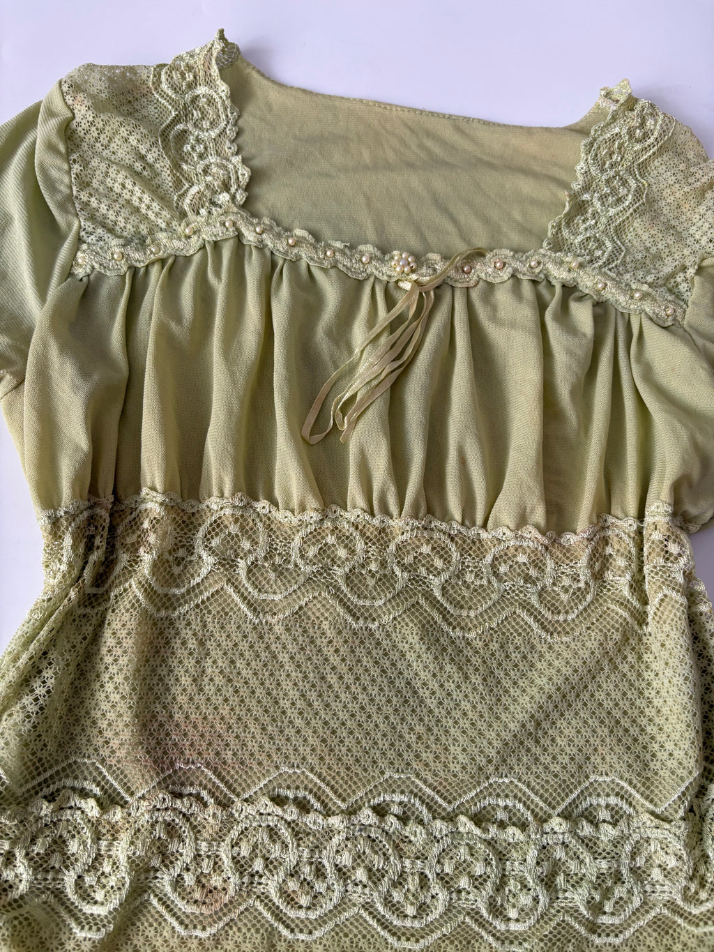 Green pretty top(34-36 inch)